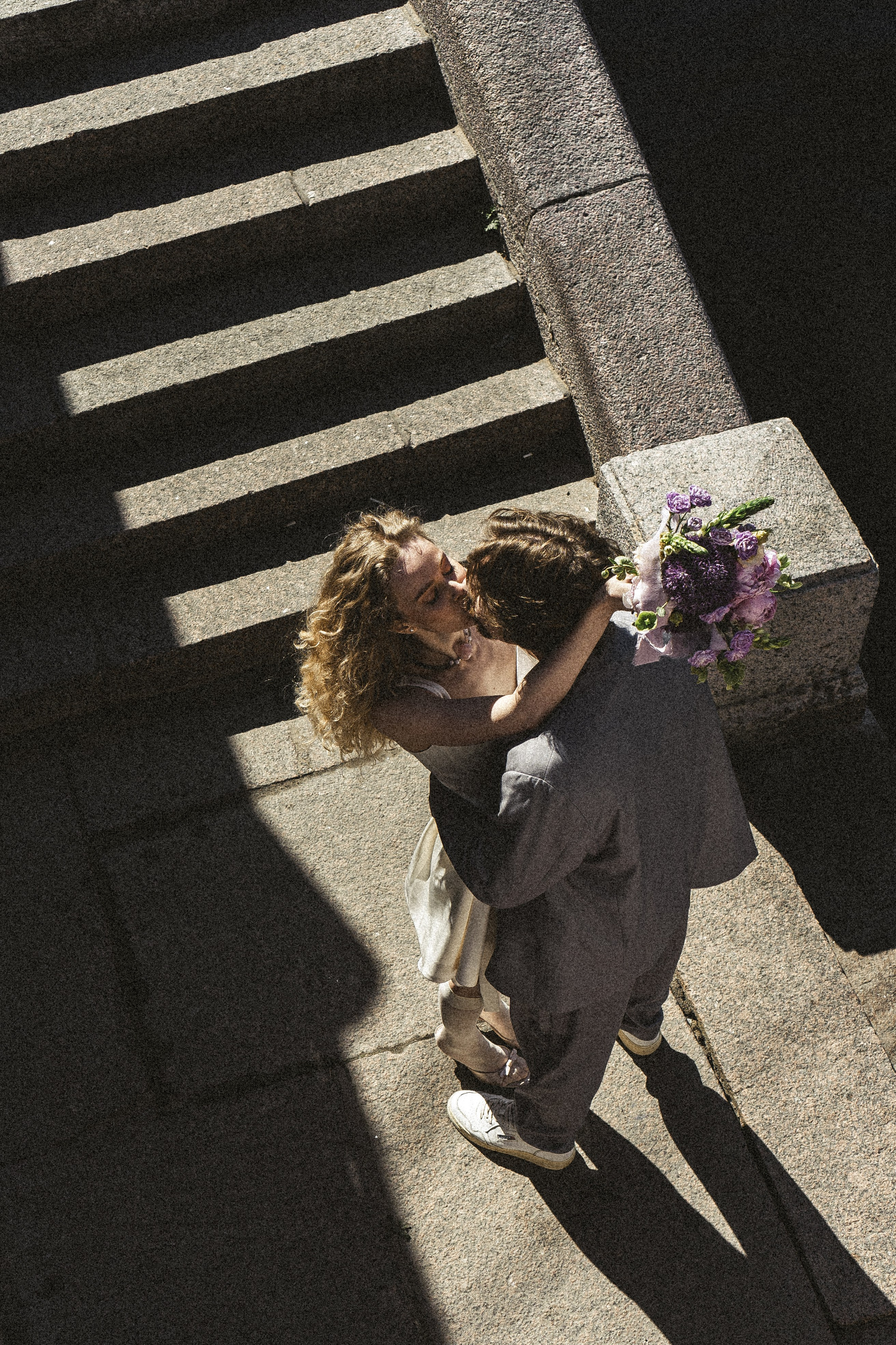 СВАДЕБНАЯ ПРОГУЛКА ПО ПЕТРОГРАДКЕ ВЕСНОЙ. СВАДЕБНАЯ ФОТОСЕССИИЯ НА ПЕТРОГРАДКЕ. Профессиональный фотограф, Санкт-Петербург — Виктория Богомолова