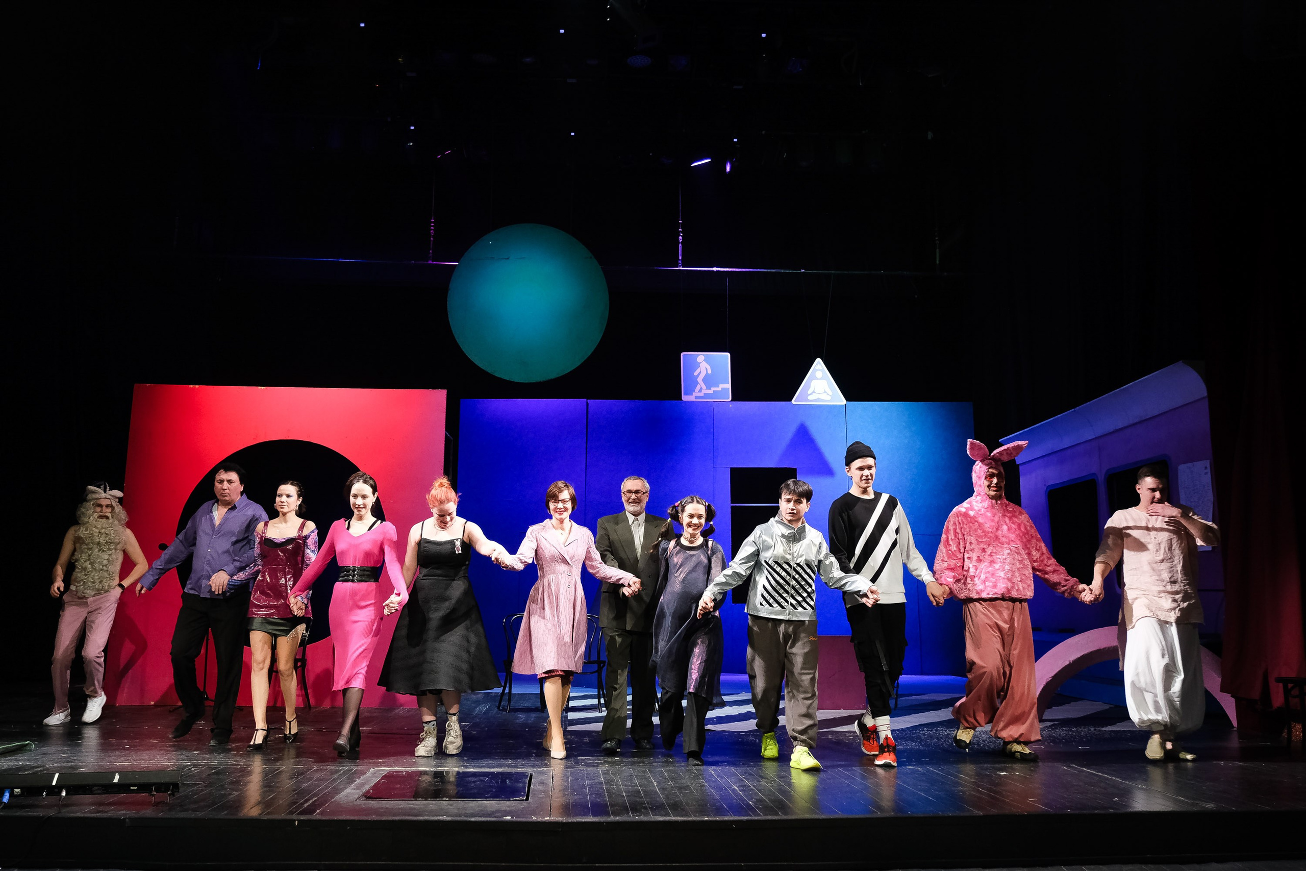 Ганди молчал по субботам. Фотограф Анатолий Деникин