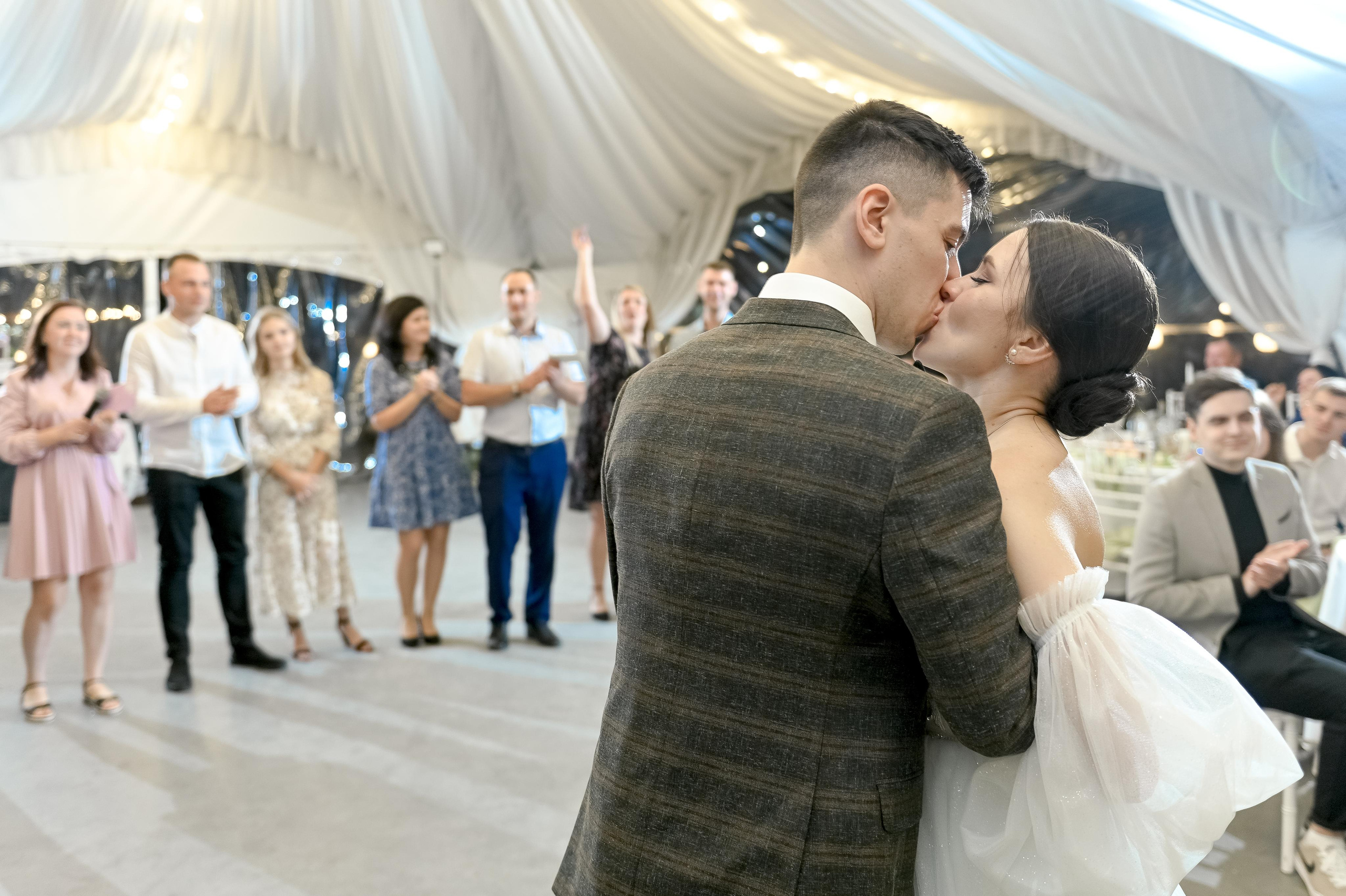 Ира и Юра. Площадка: Оленьи Пруды. Свадебный и семейный фотограф Ангелина Нусина