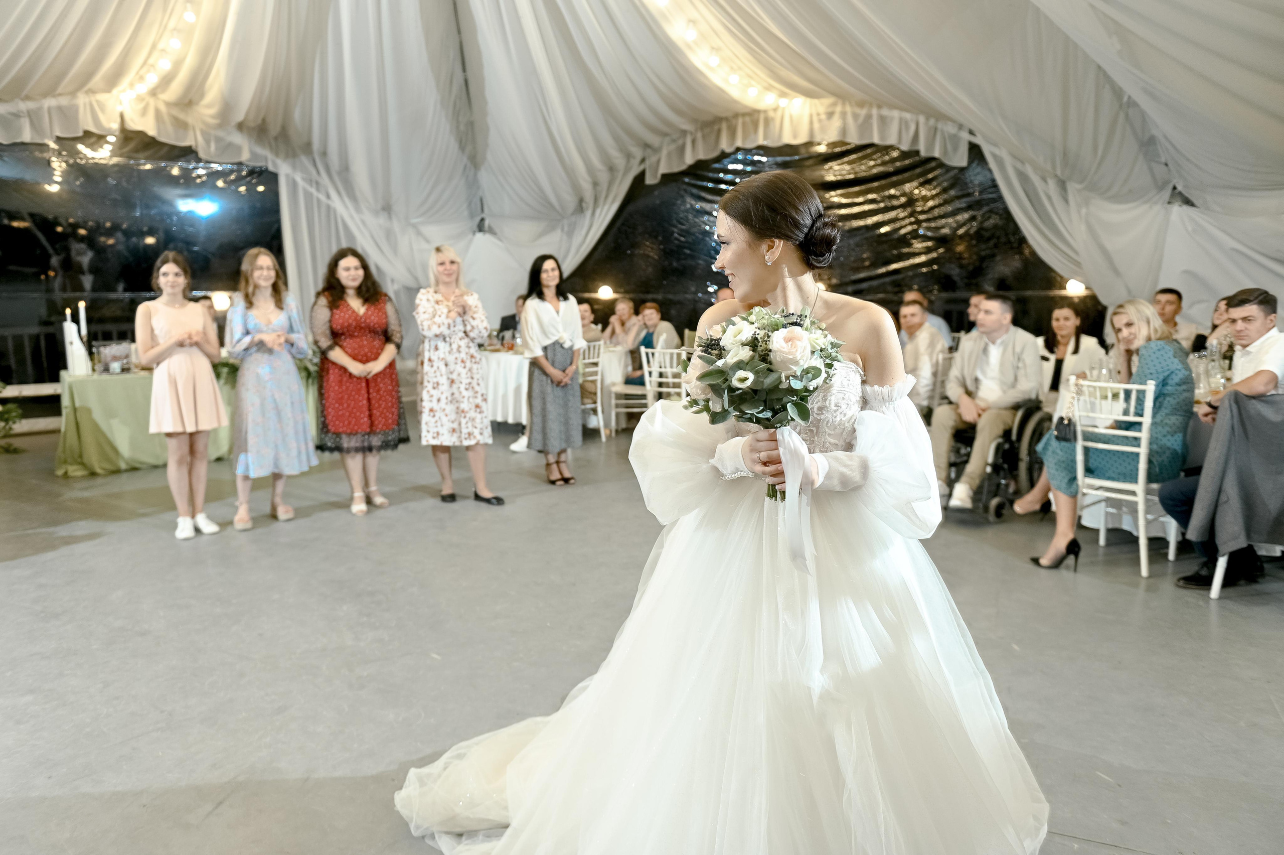 Ира и Юра. Площадка: Оленьи Пруды. Свадебный и семейный фотограф Ангелина Нусина