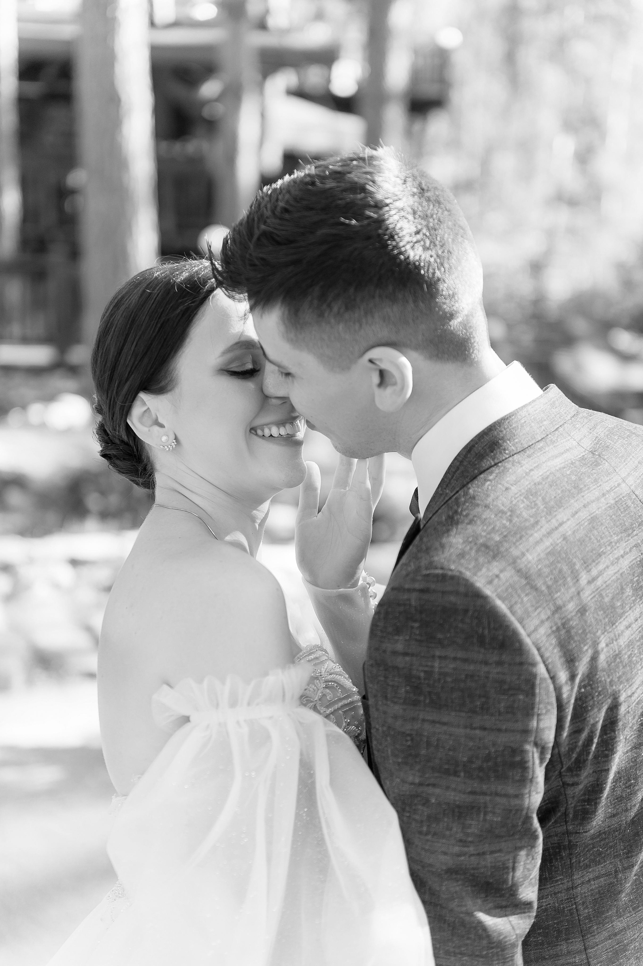 Ира и Юра. Площадка: Оленьи Пруды. Свадебный и семейный фотограф Ангелина Нусина