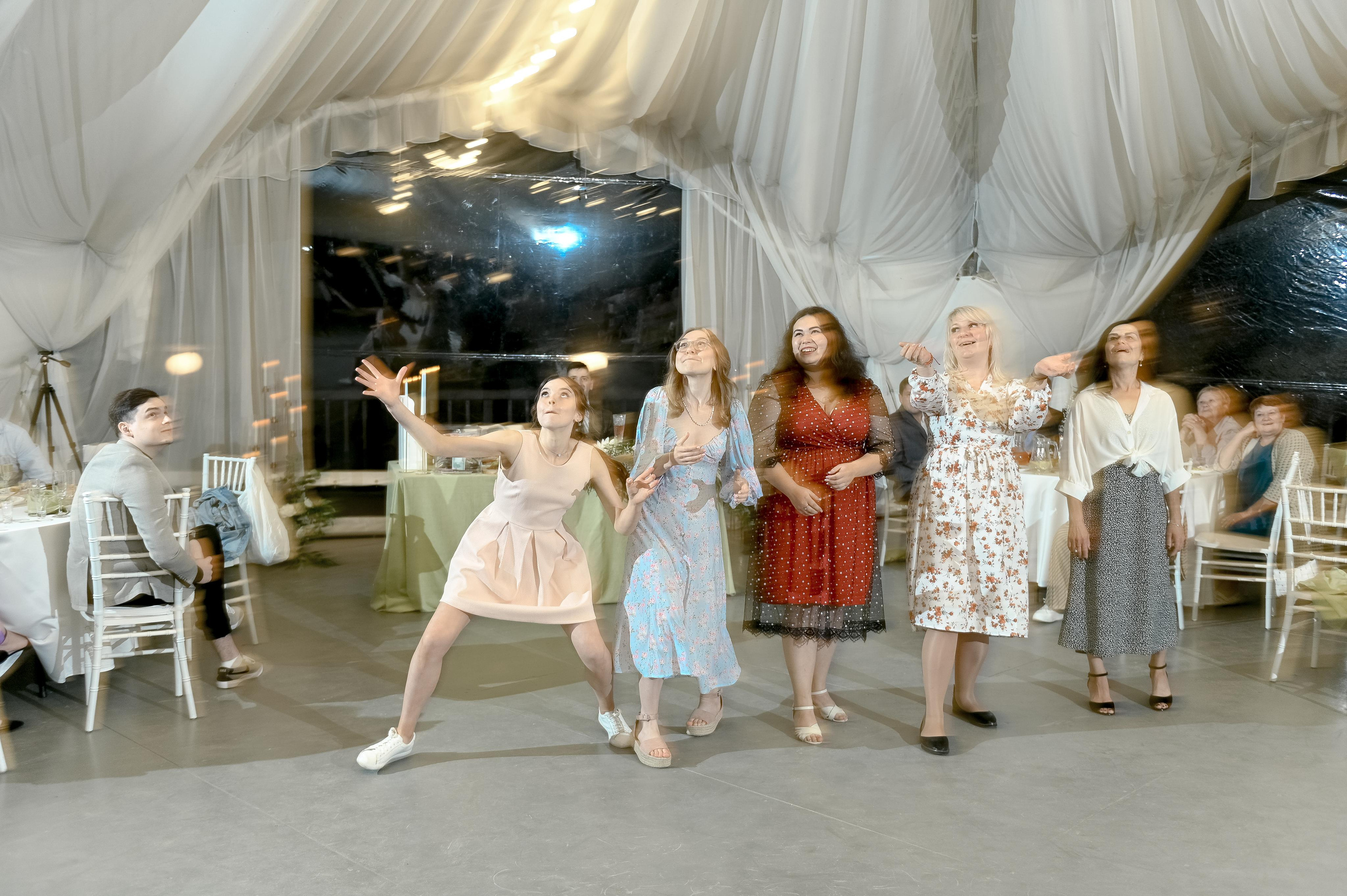 Ира и Юра. Площадка: Оленьи Пруды. Свадебный и семейный фотограф Ангелина Нусина