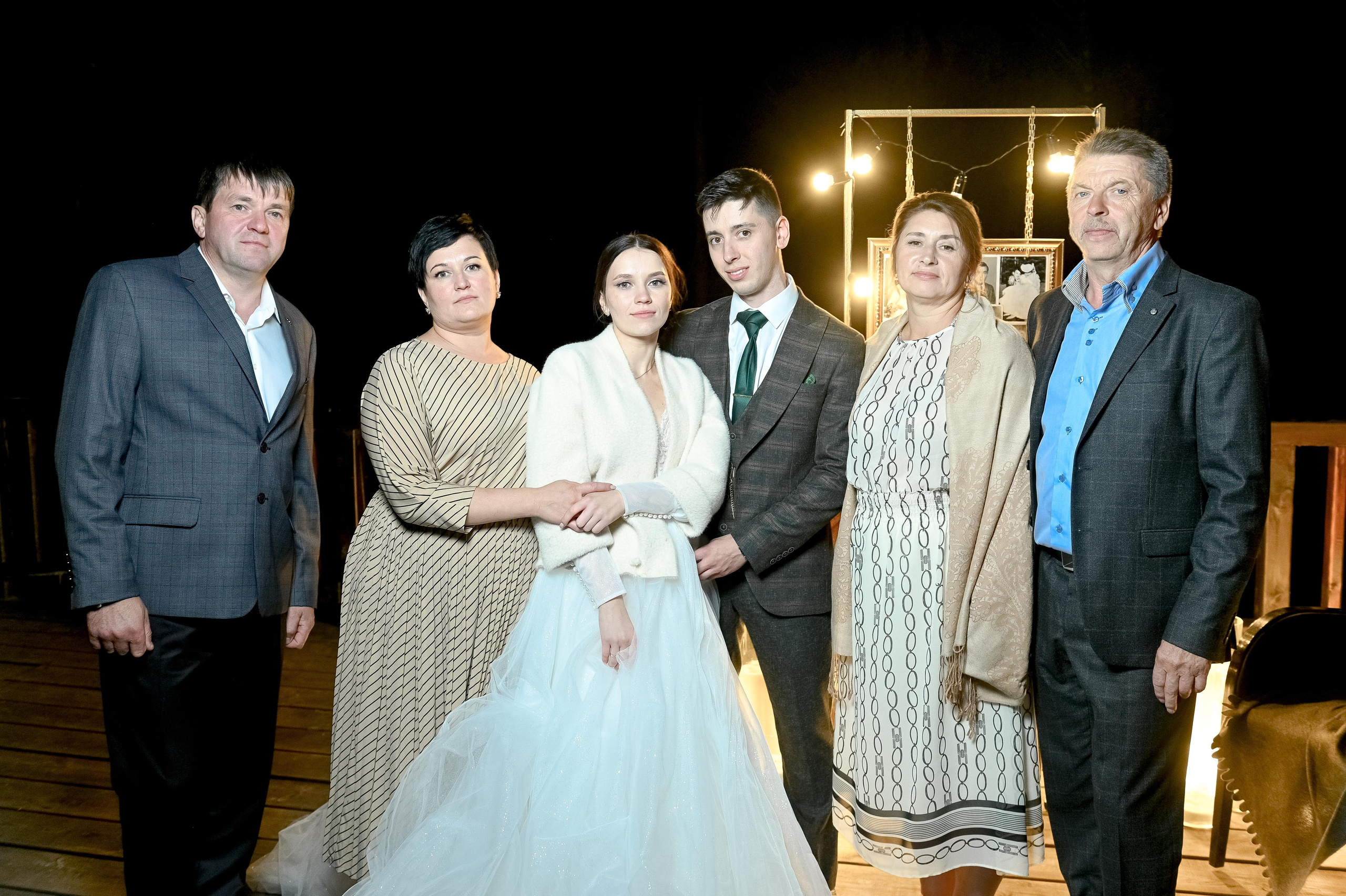 Ира и Юра. Площадка: Оленьи Пруды. Свадебный и семейный фотограф Ангелина Нусина