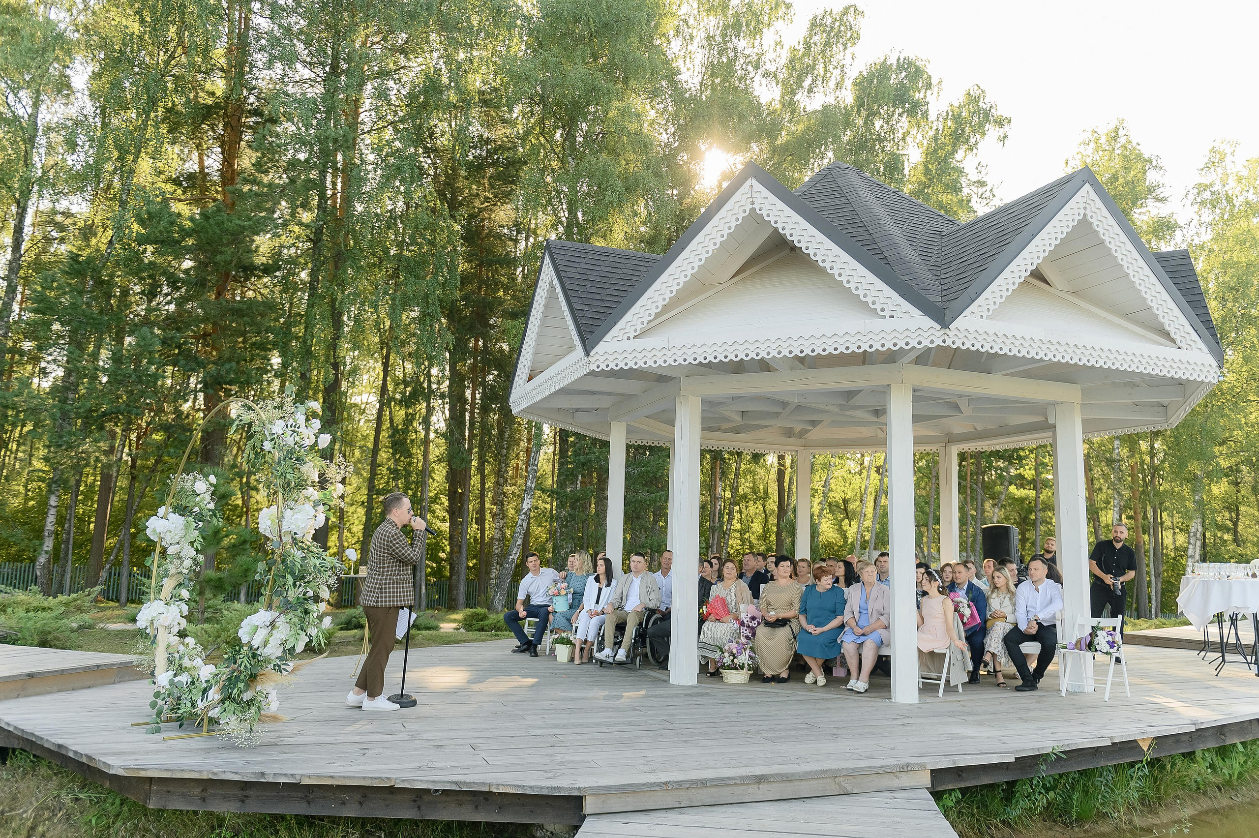 Ира и Юра. Площадка: Оленьи Пруды. Свадебный и семейный фотограф Ангелина Нусина