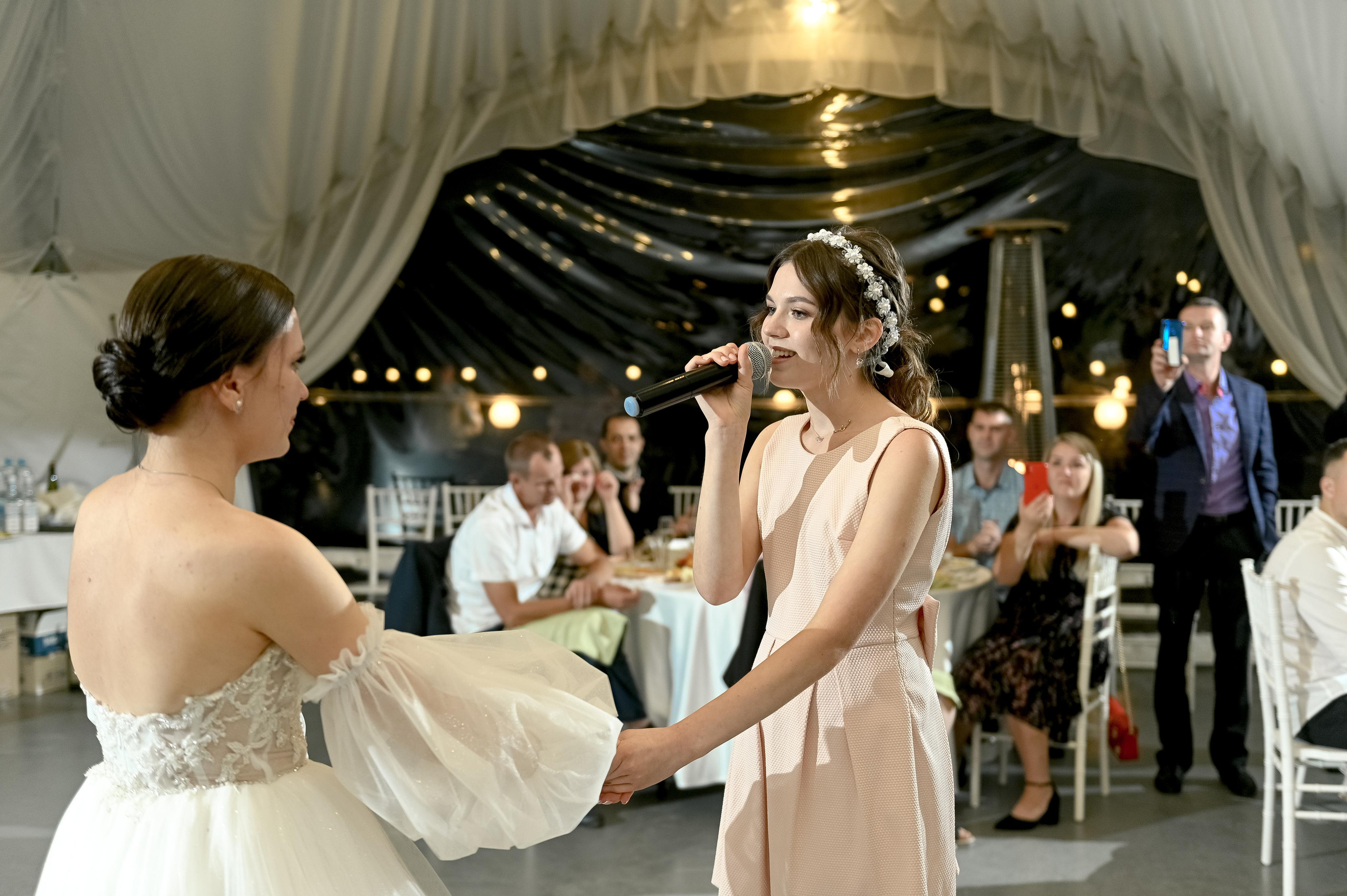 Ира и Юра. Площадка: Оленьи Пруды. Свадебный и семейный фотограф Ангелина Нусина