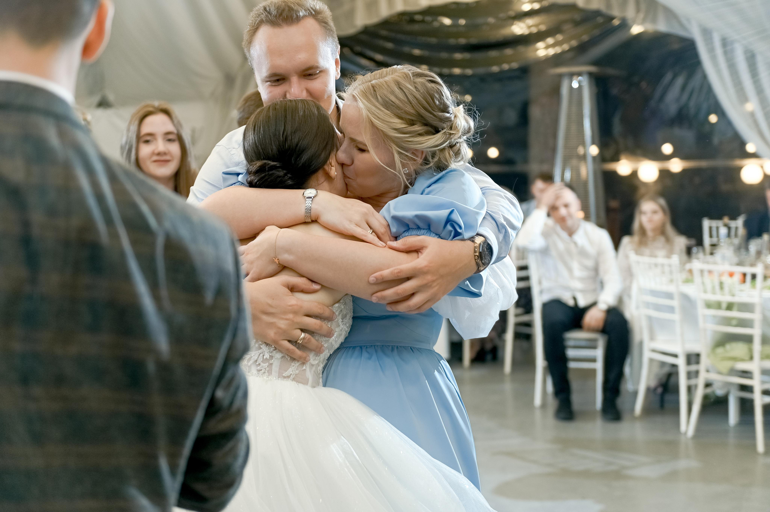Ира и Юра. Площадка: Оленьи Пруды. Свадебный и семейный фотограф Ангелина Нусина