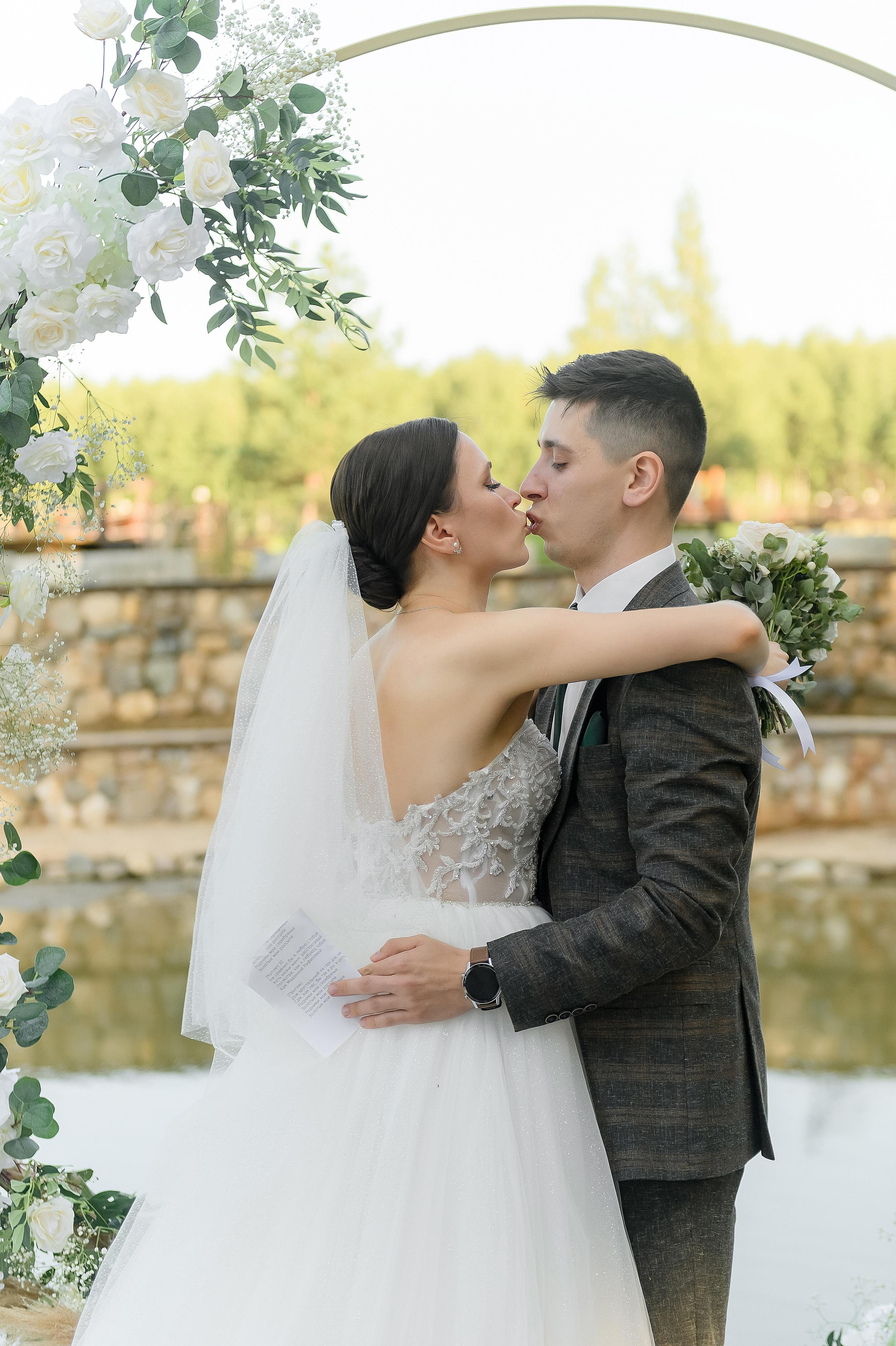 Ира и Юра. Площадка: Оленьи Пруды. Свадебный и семейный фотограф Ангелина Нусина