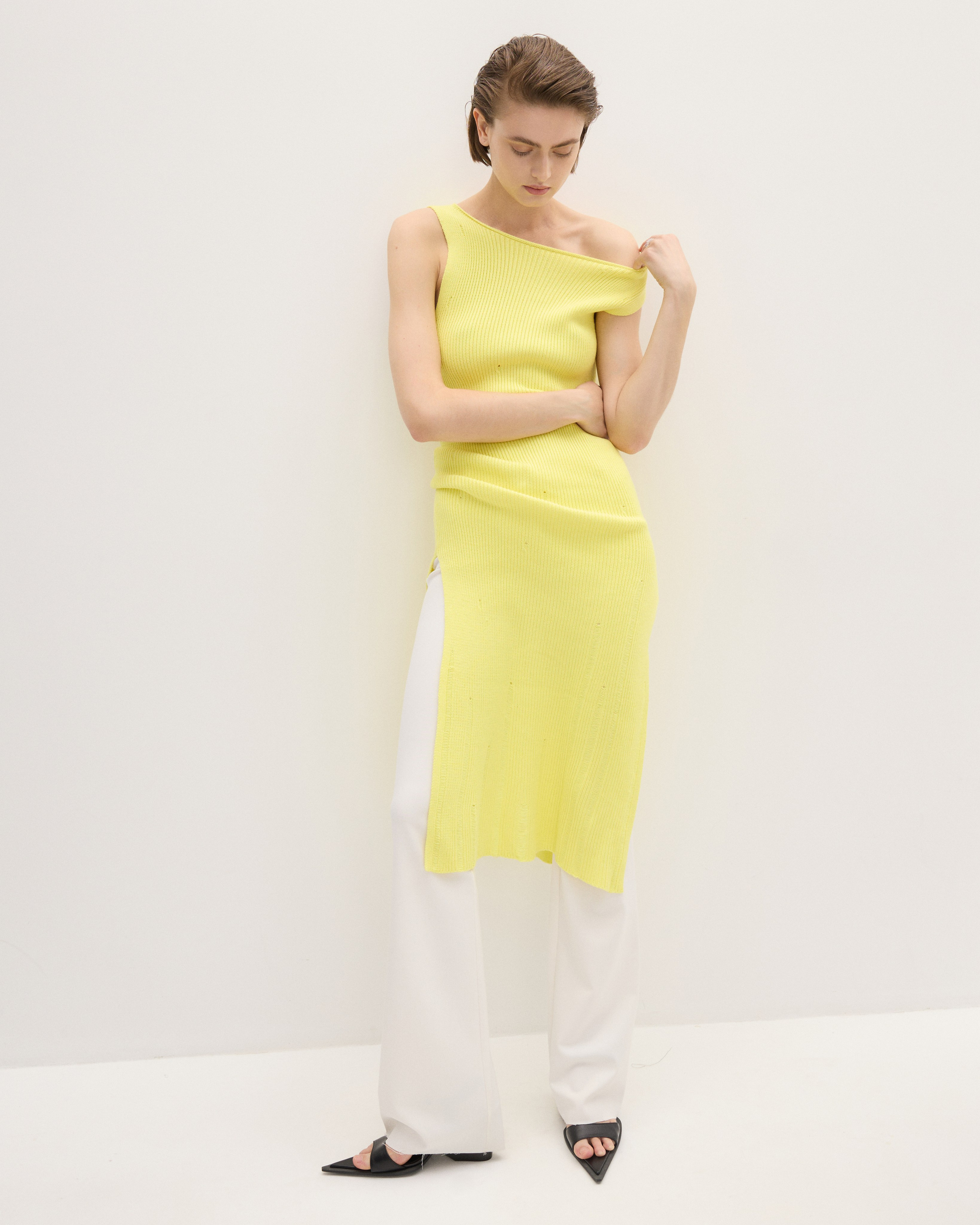 Room513. Фотограф и видеограф для брендов в Москве