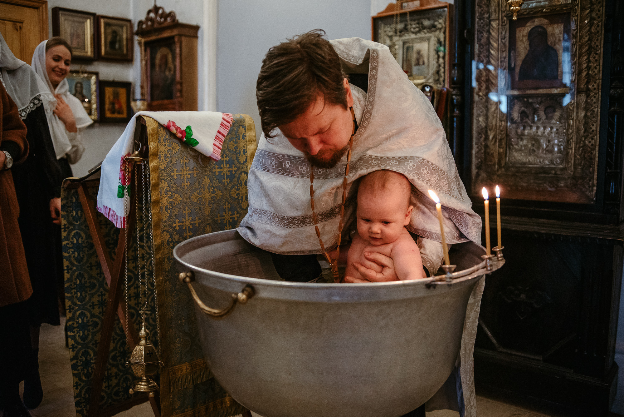 Крещение в Храме Преподобного Сергия Радонежского в Бусинове. Семейный фотограф в г.Москве Катя Норм