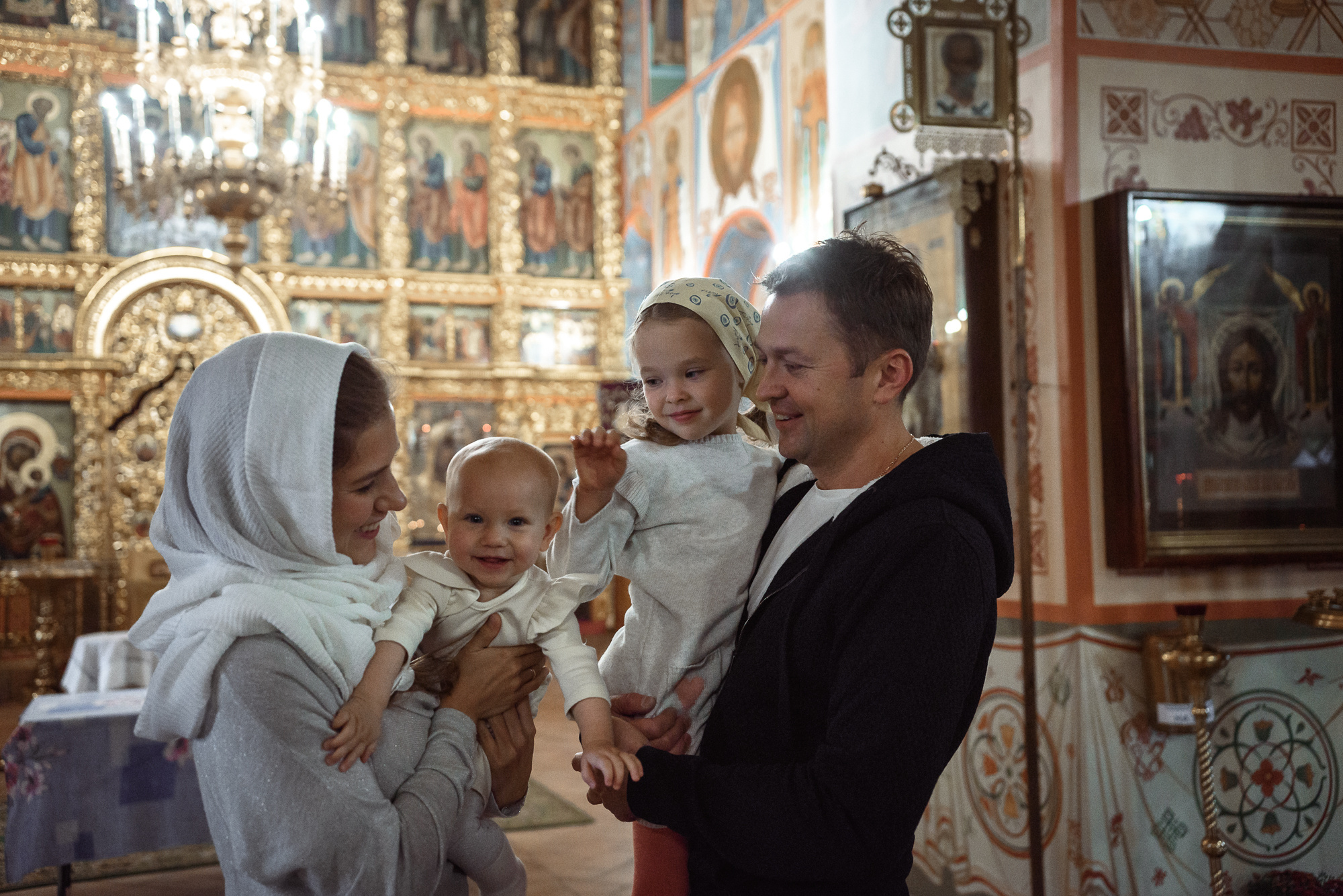 Крещение в Храме Казанской иконы Божией Матери в Котельниках. Семейный фотограф в г.Москве Катя Норм