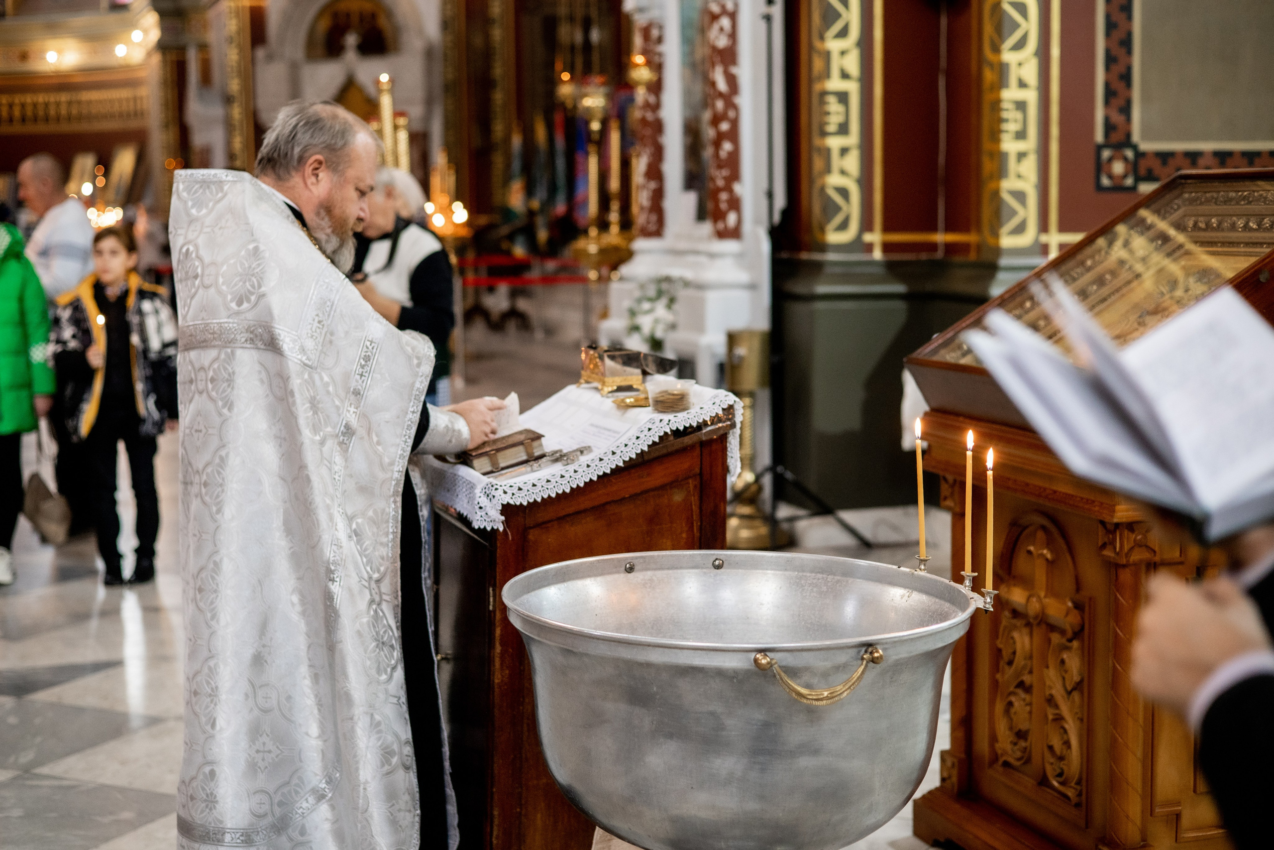 Крещение Алисы. Фотограф Надежда Лукьянова
