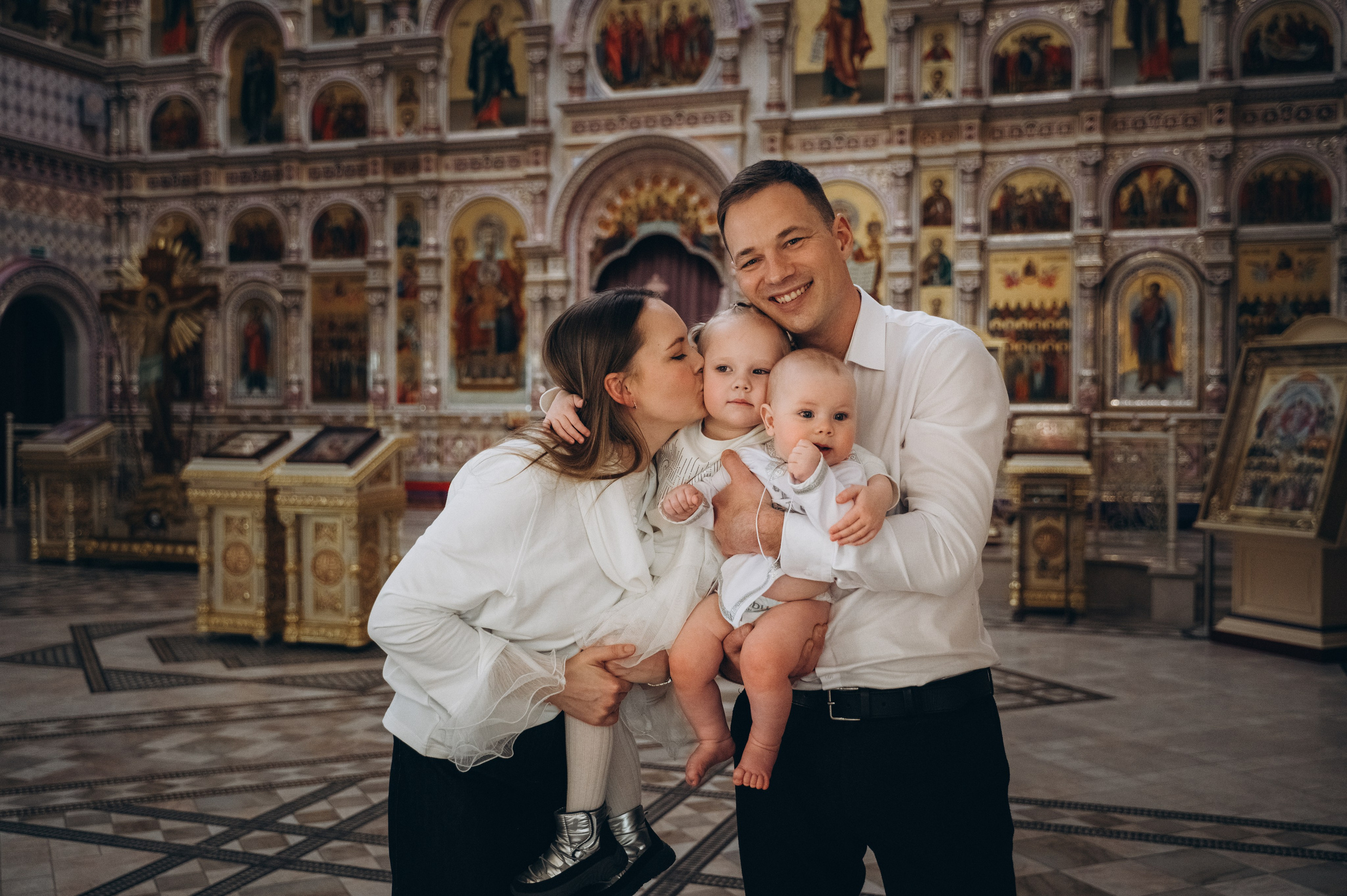 Крещение Фёдора (Храм Всех Святых) криптовый. Семейный фотограф в Минске Дарья Дреко