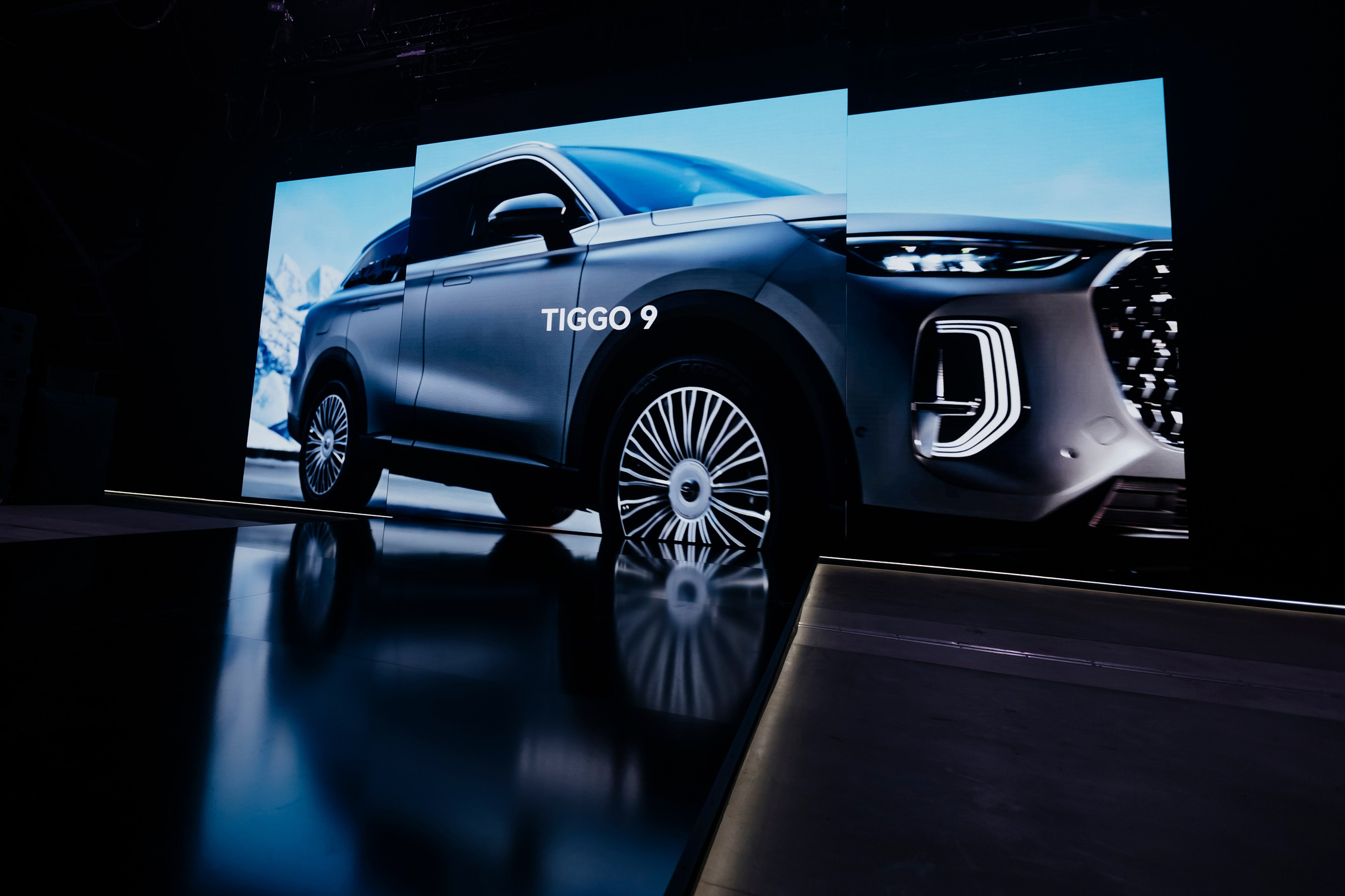 New Chery Tiggo 9. Репортажный, event, концертный и backstage фотограф из Москвы Виталий Кривцов