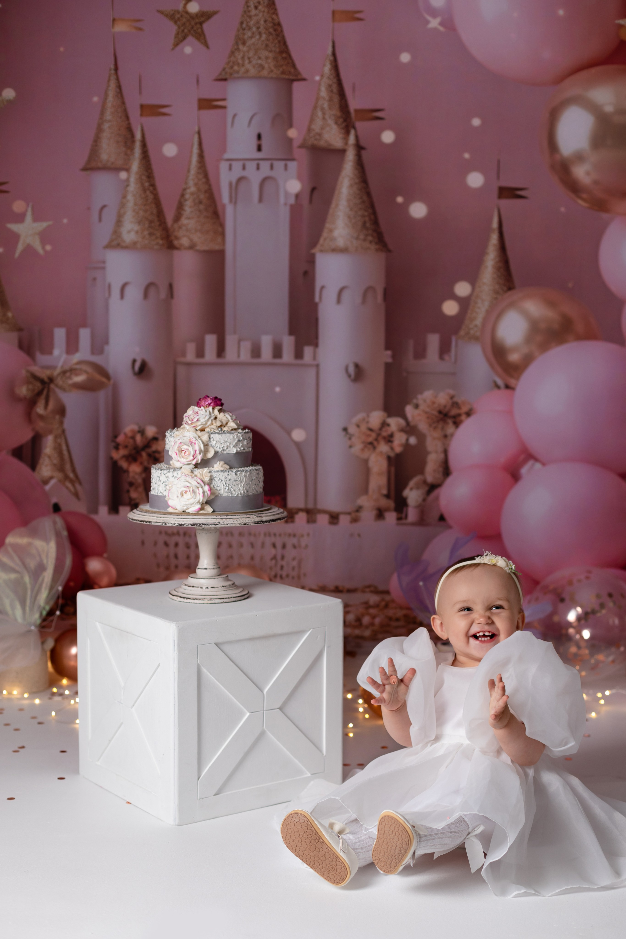 С тортиком. Фотограф новорождённых Псков