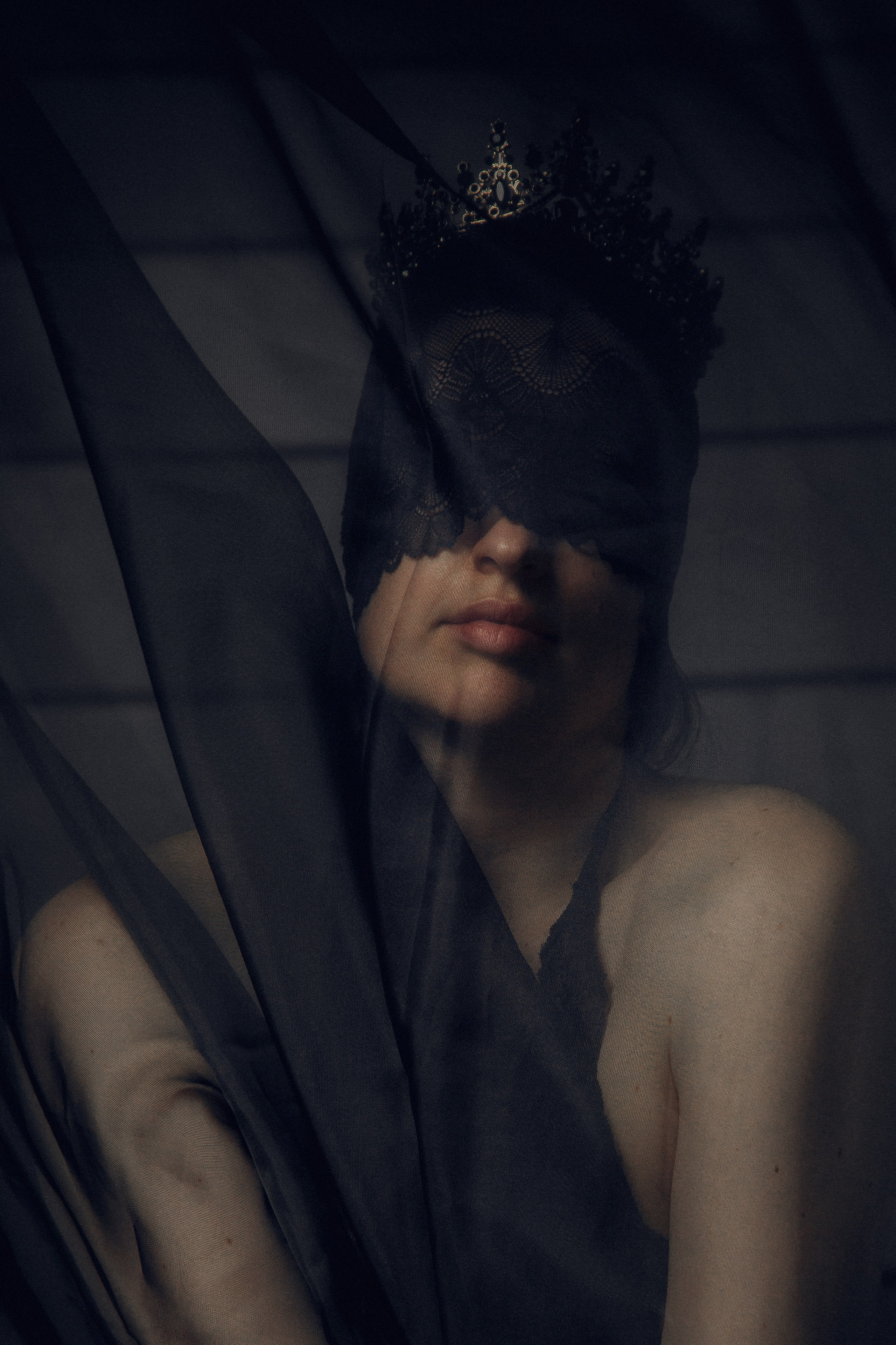 Фотосессия в студии с черной вуалью!