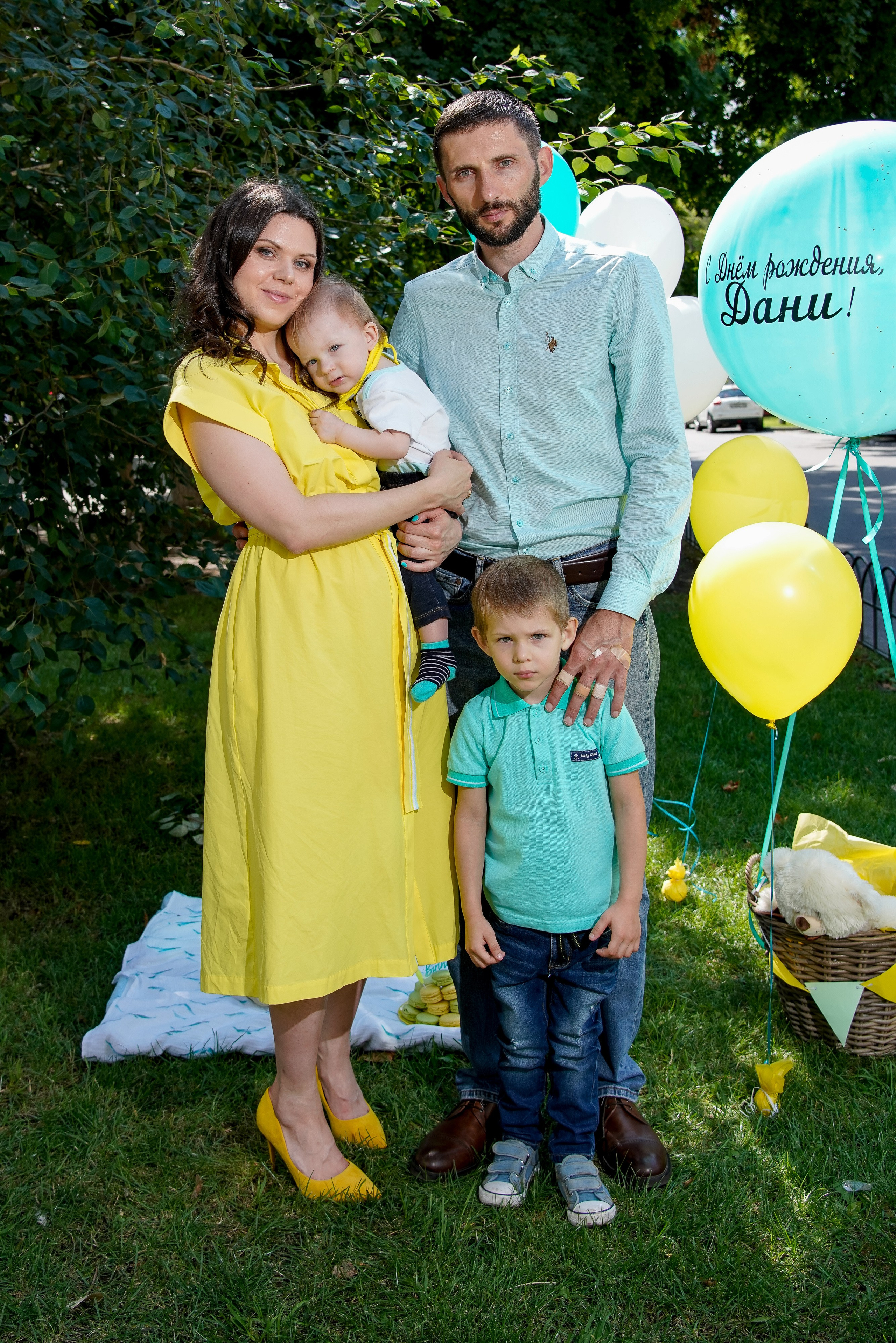 1 год)). Max Matvich and Victoria Basova are professionals in their field