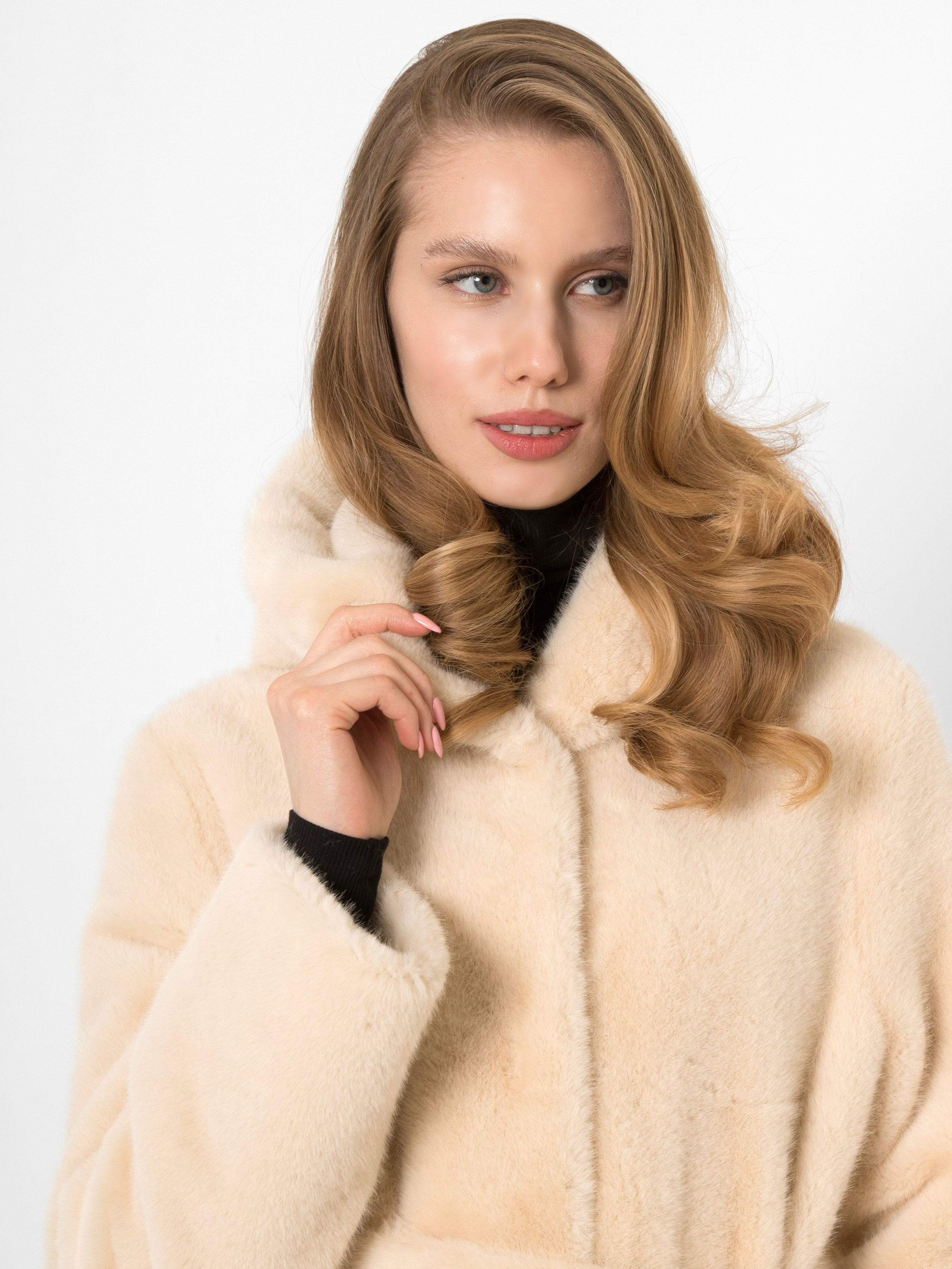 Тариф «Base». ФОТО для МАРКЕТПЛЕЙСОВ