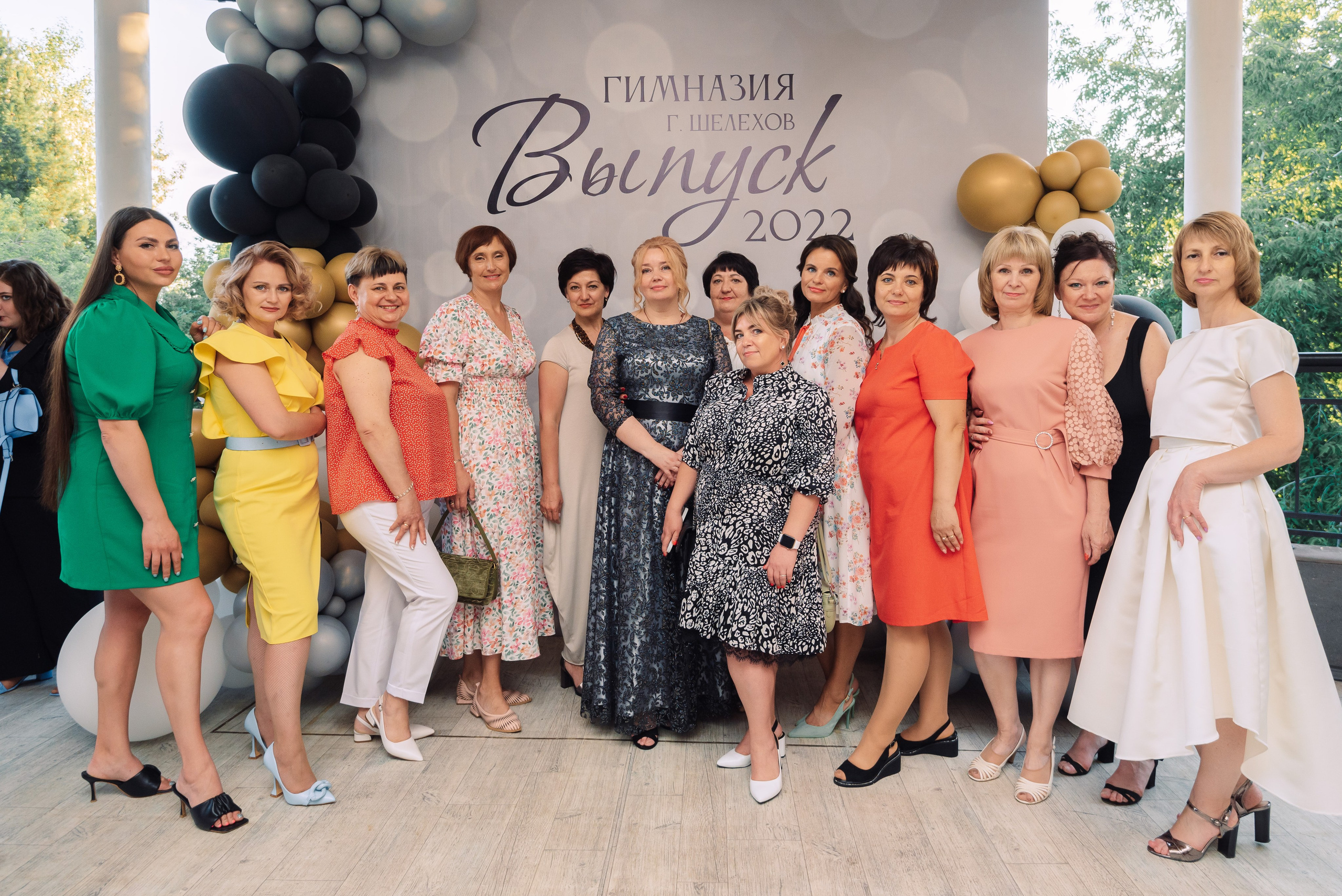 Выпускной 9-11классы. Выпускные книги Анапа Новороссийск Краснодар