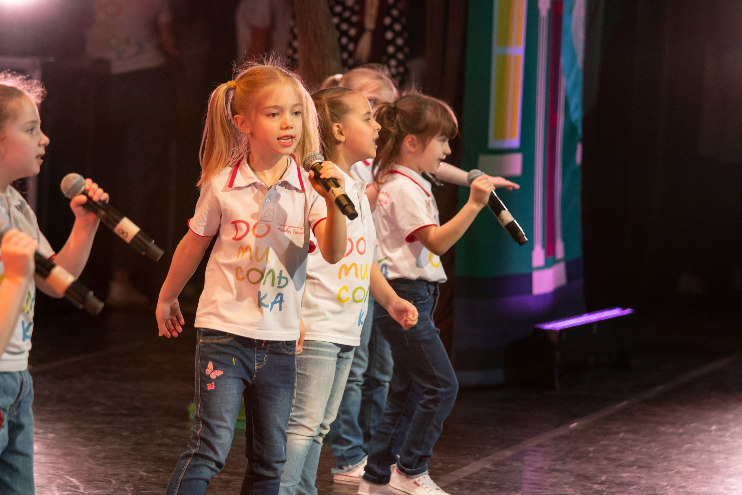 Съёмка концерта для Домисольки, большой концертный зал Космос. «Студия DRONAVT`s» — видеосъёмка и фотография г. Москва