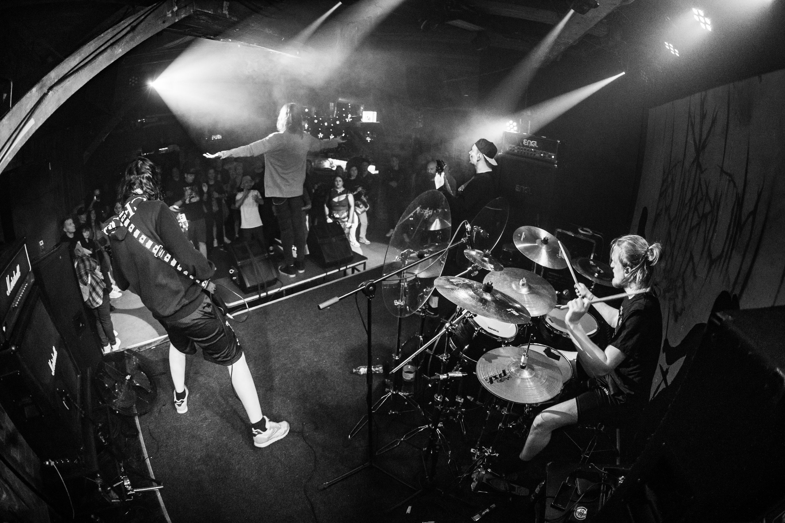 ОМУТ ГИГ|Zoccolo 2.0. Концертный и репортажный фотограф в Санкт-Петербурге Слава Пахомов