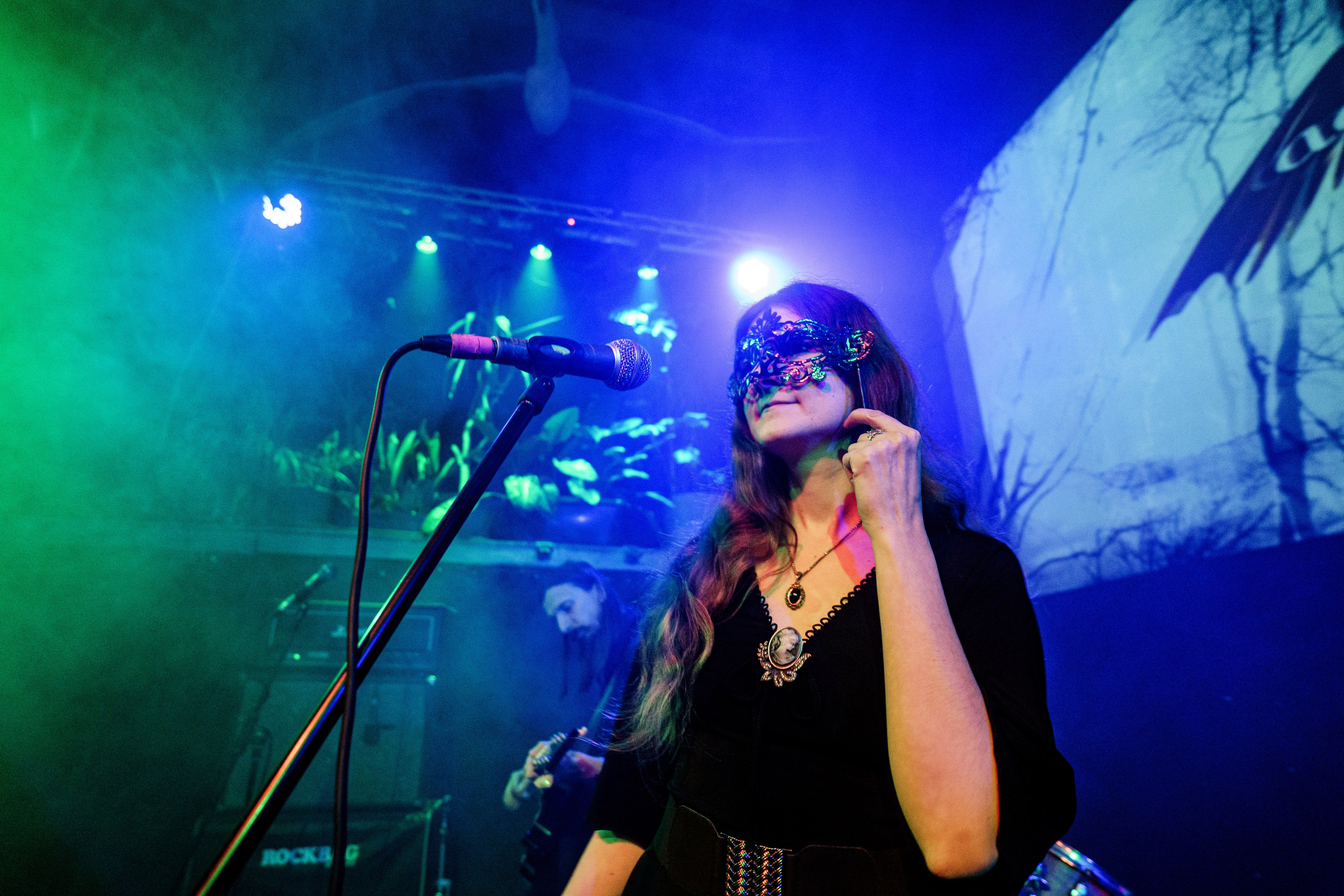 Inside the Rain|Ласточка. Концертный и репортажный фотограф в Санкт-Петербурге Слава Пахомов