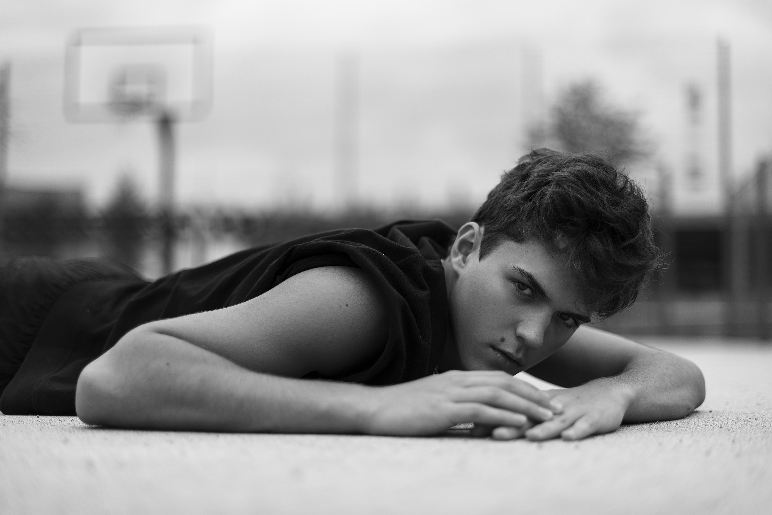 Фотосессия на баскетбольной площадке. Свадебный и индивидуальный фотограф Никита Роут | Москва