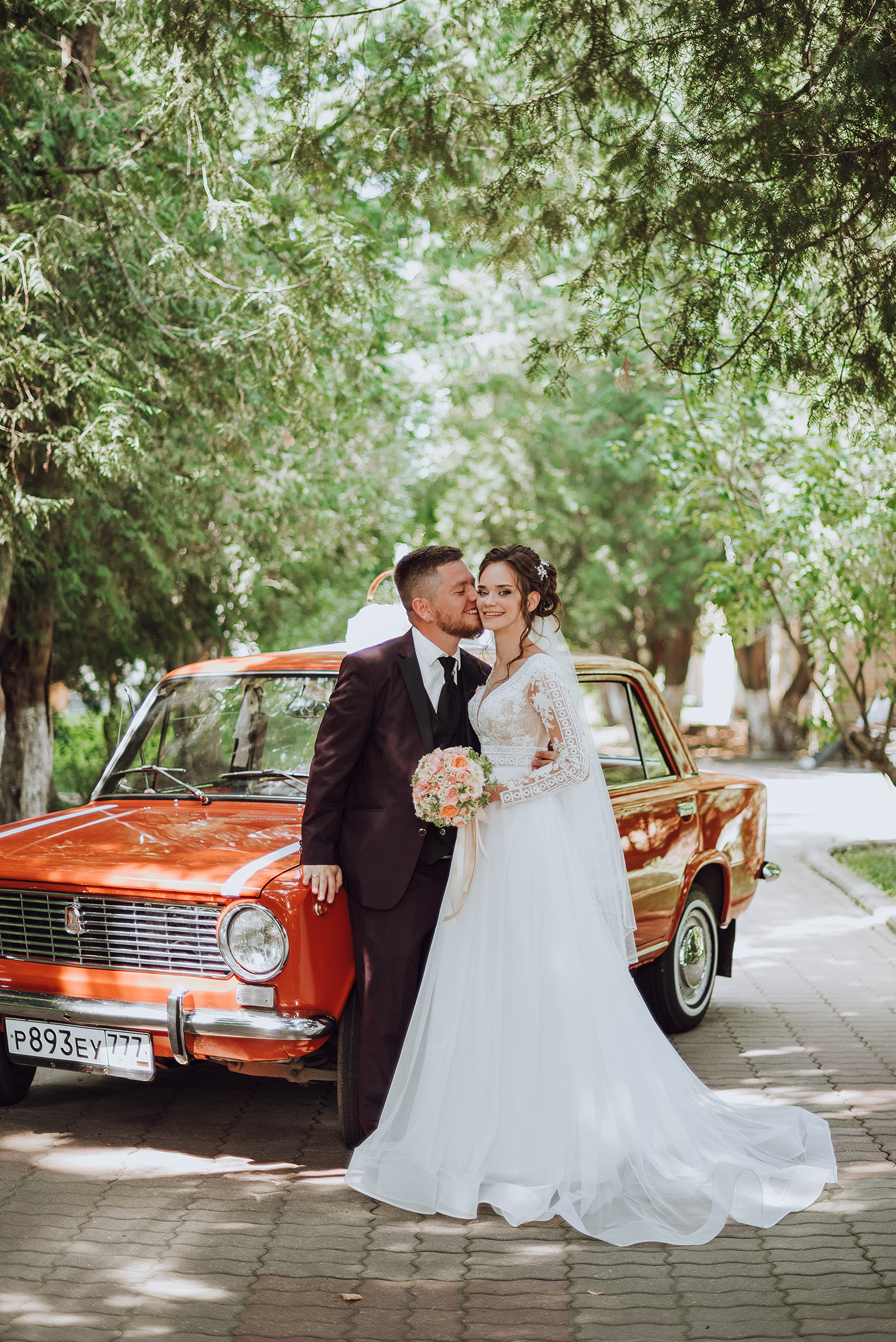 Свадебная фотосессия Ани и Андрея в Валуево. Свадебный и индивидуальный фотограф Никита Роут | Москва