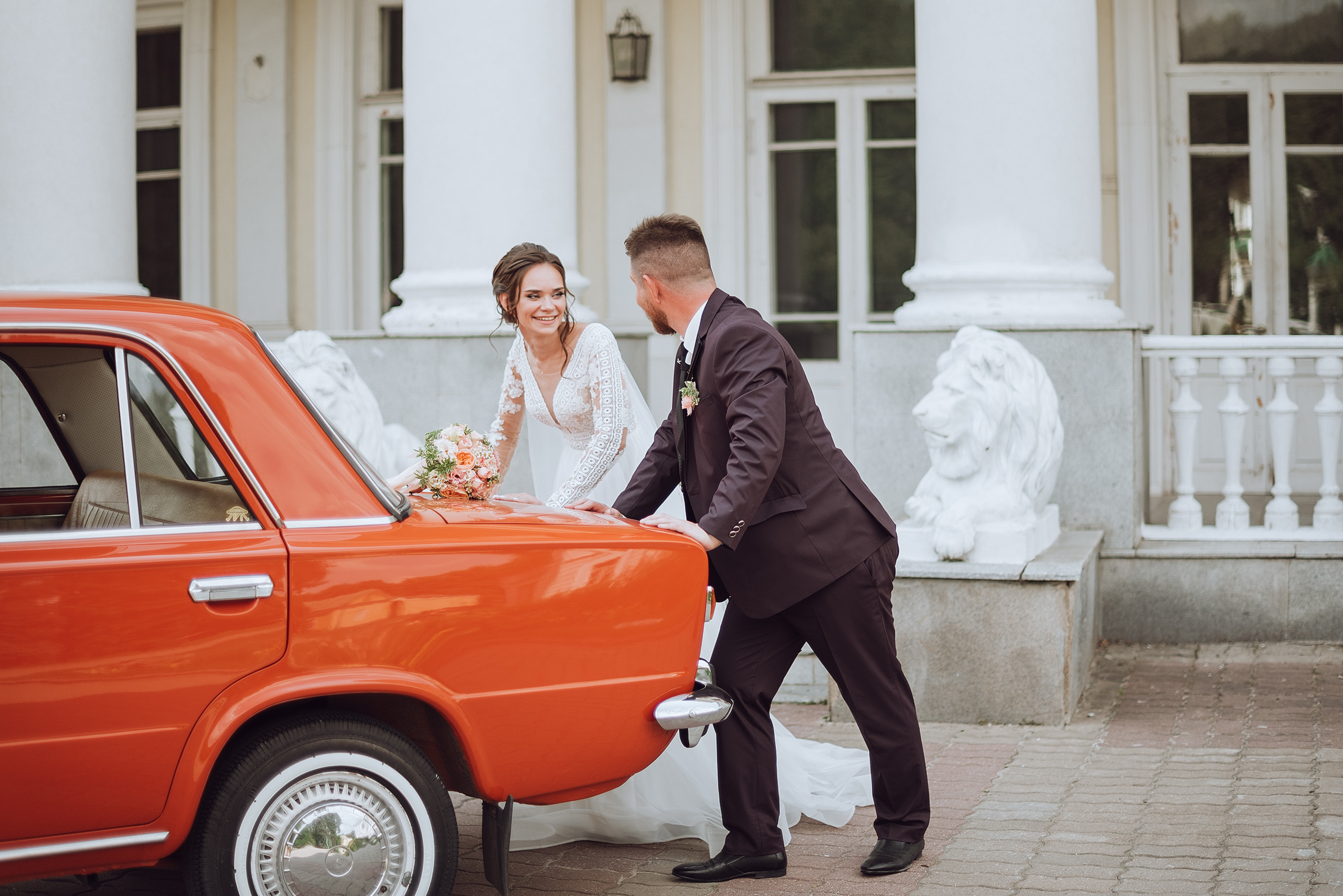 Свадебная фотосессия Ани и Андрея в Валуево. Свадебный и индивидуальный фотограф Никита Роут | Москва