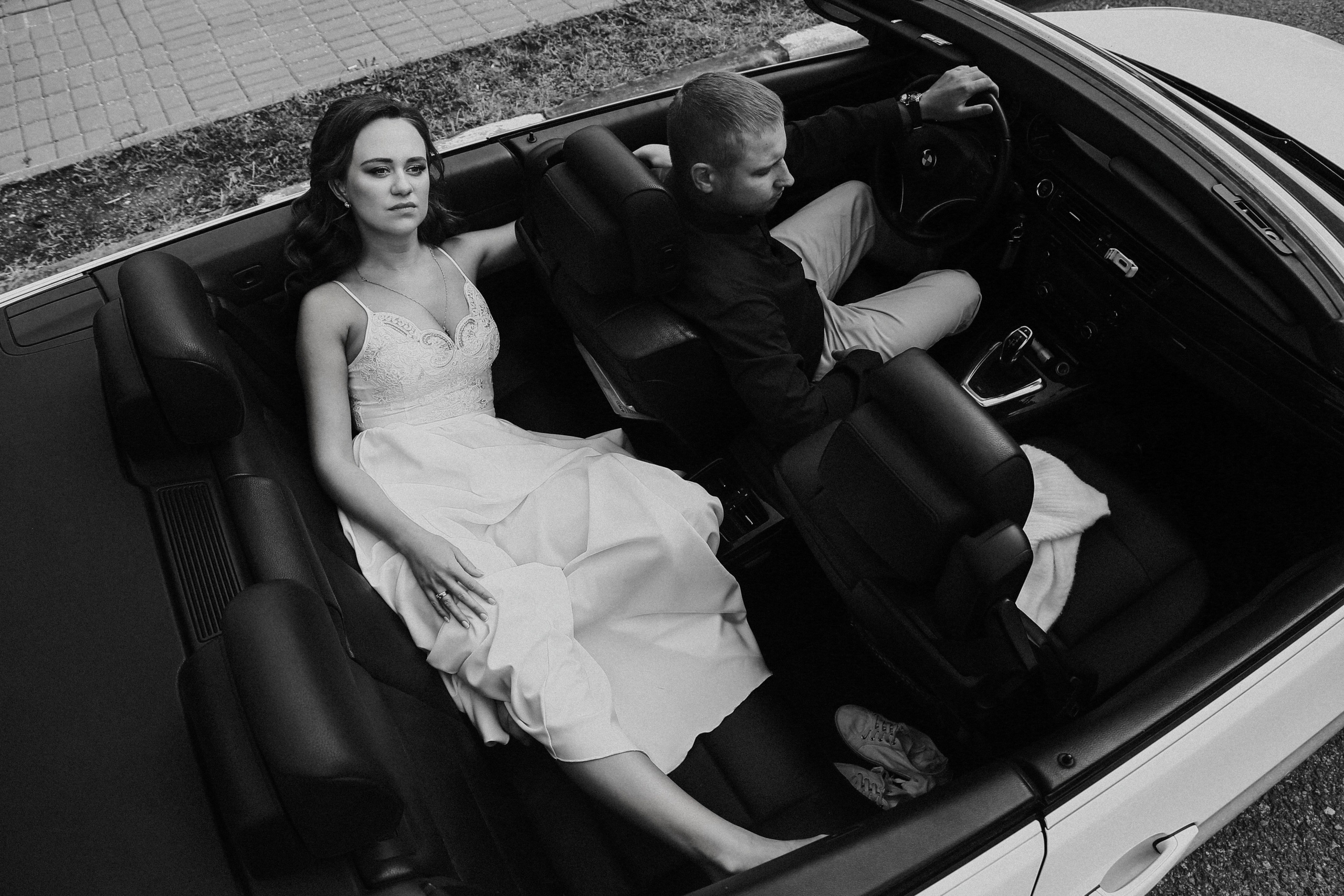 Свадебная прогулка в Ч\Б. Фотограф Антон Чупринин