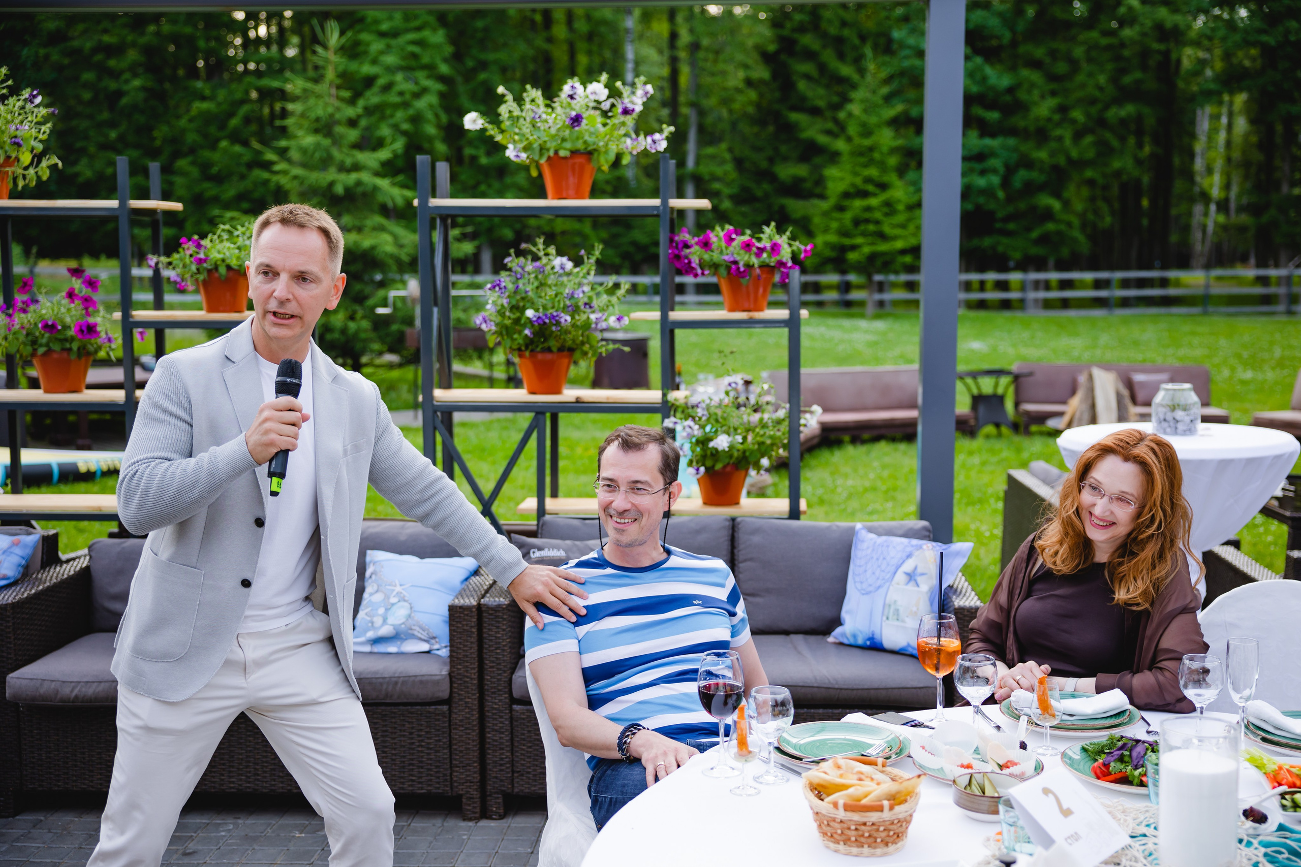 Дни Рождения и Юбилеи. Сайт с красивыми фотографиями и людьми