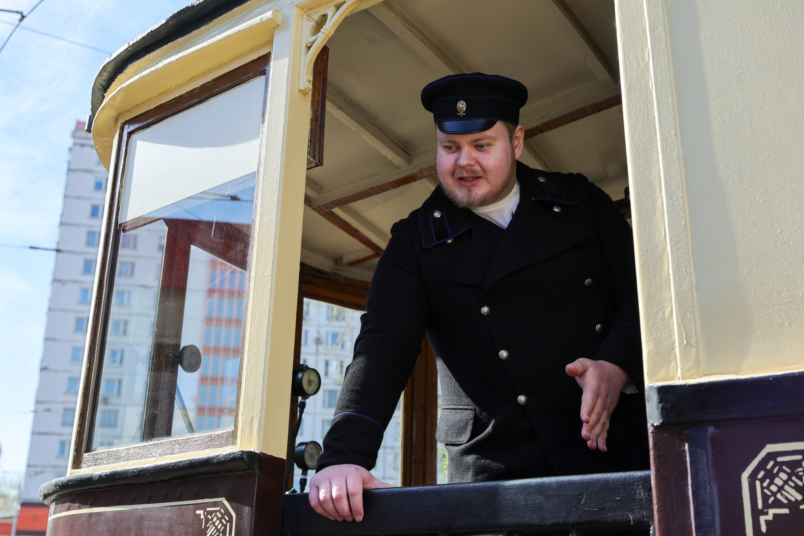 Парад трамваев. Репортажный, архитектурный, театральный и файн-арт фотограф Лена Мельникова в Москве