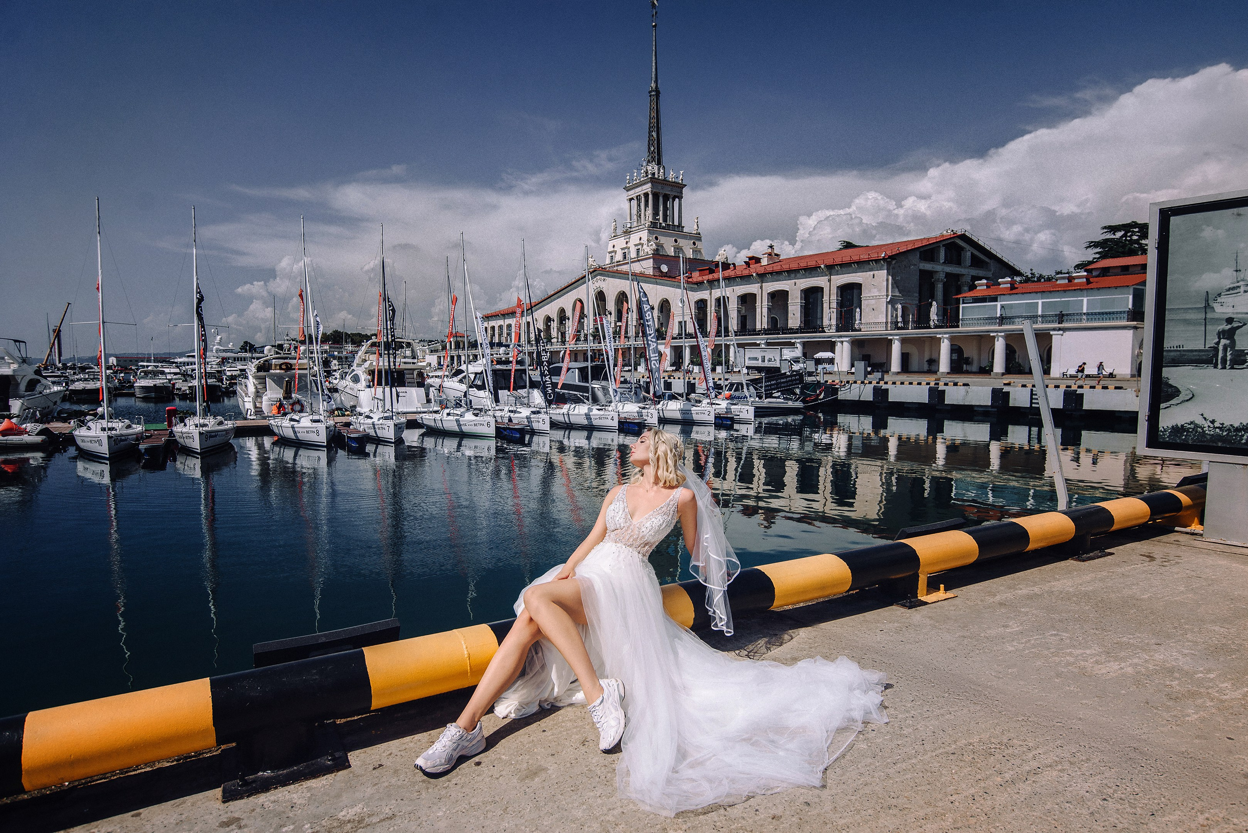 Свадебные фотосессии в Сириусе и Адлере. Фотограф в Адлере, Сириусе, Красной Поляне — лавстори, семейные и индивидуальные фотосессии