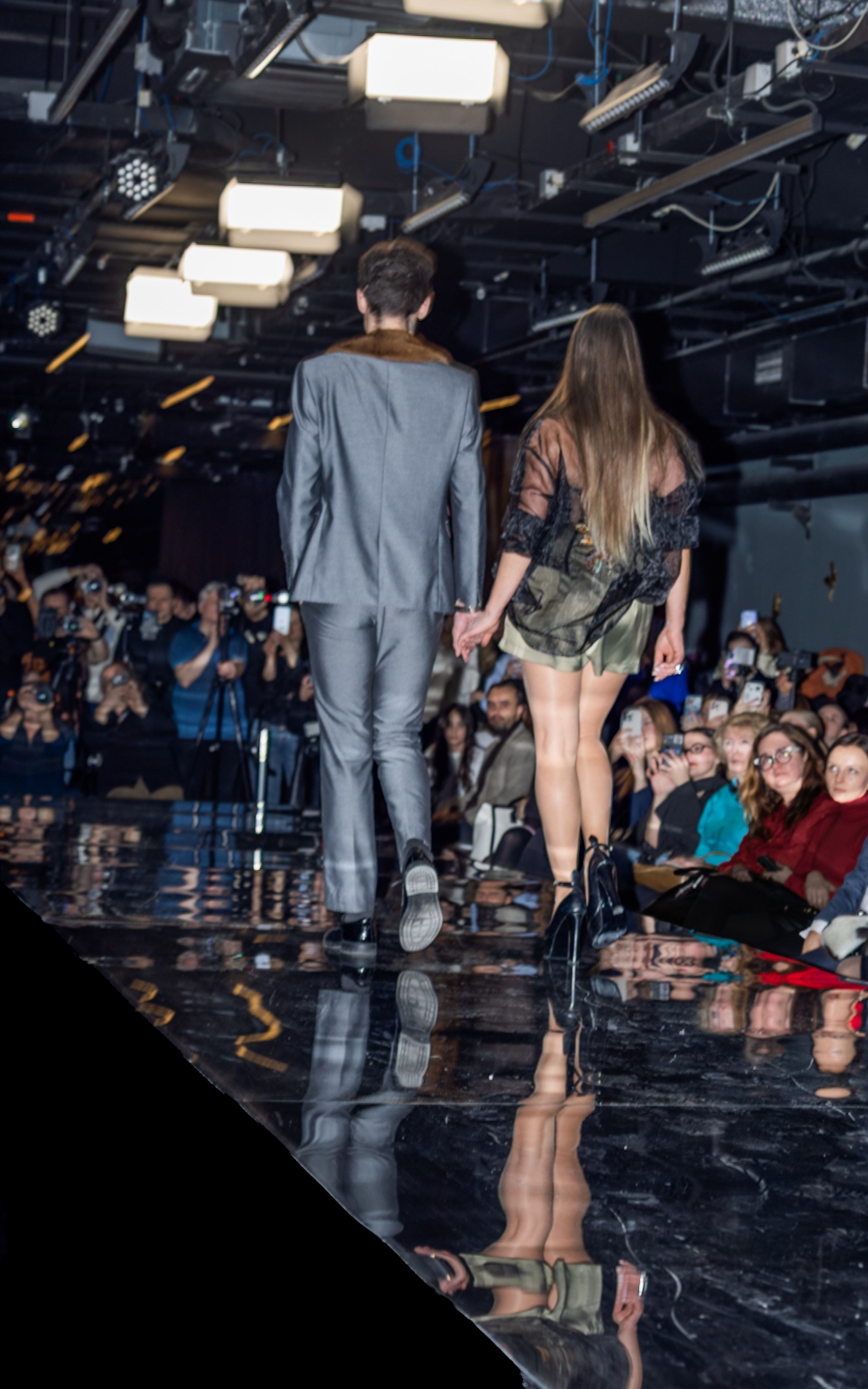 Модный показ Бренд AnyAmo на Модной волне. Студия фото, видеографии и мультимедийного дизайна в Москве Multi Frame Studio