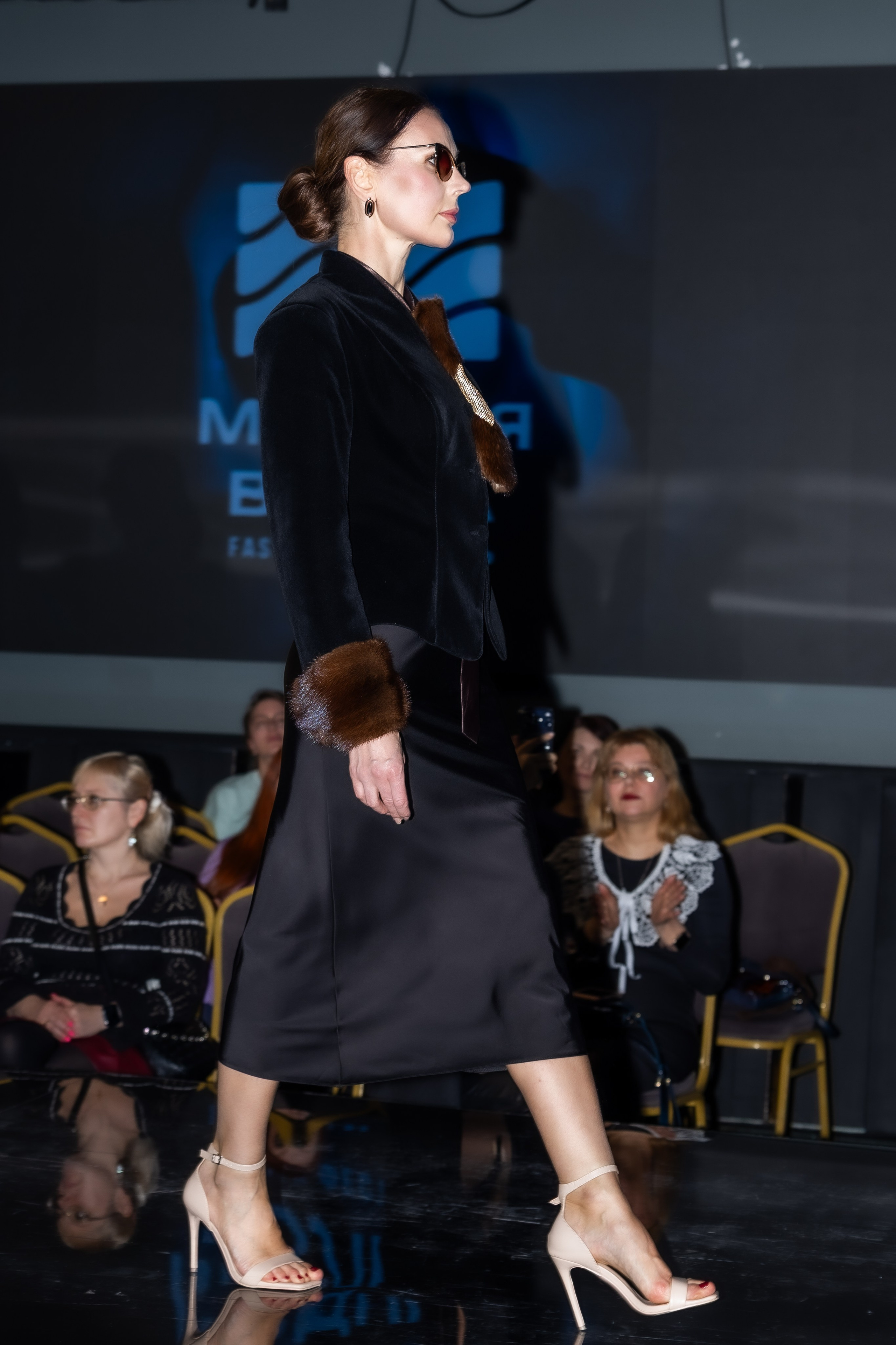 Модный показ Бренд AnyAmo на Модной волне. Студия фото, видеографии и мультимедийного дизайна в Москве Multi Frame Studio