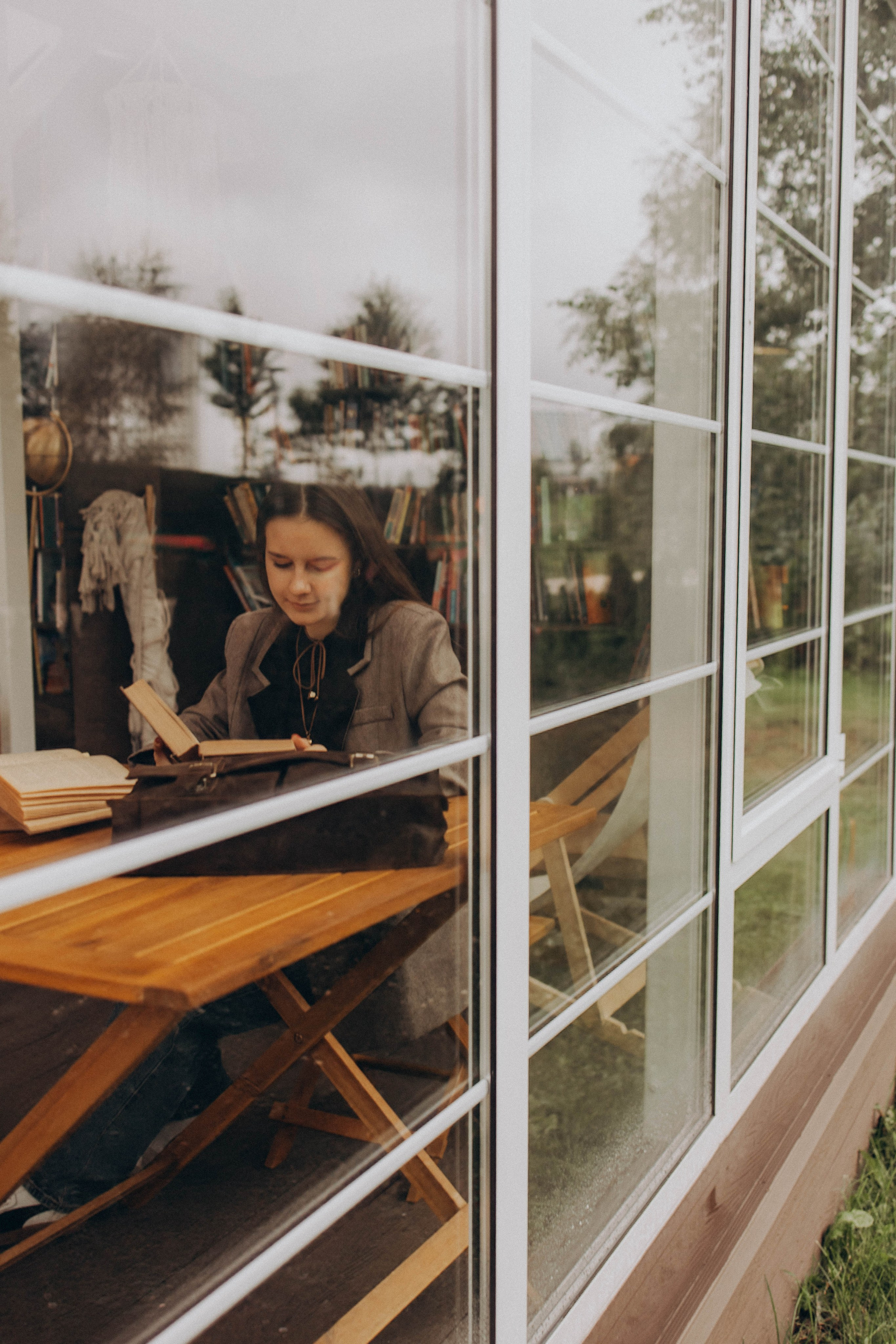 Ирина лесная библиотека. Фотограф lifestylе в Москве Пшеничная Анастасия