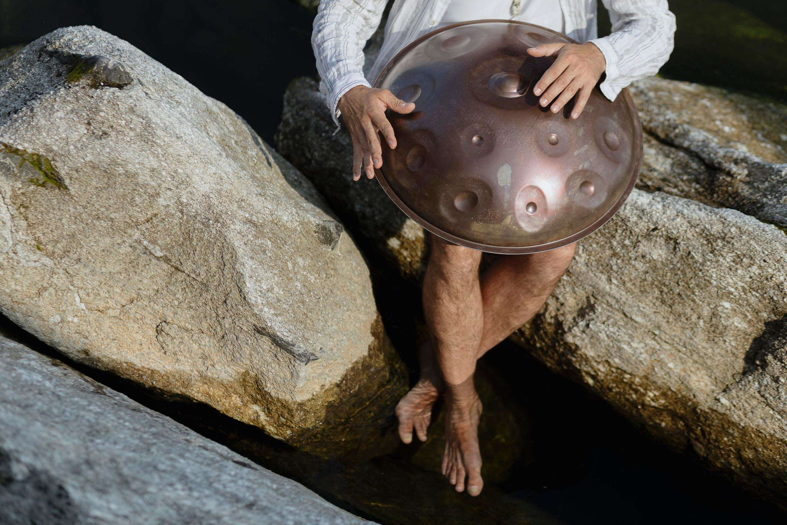 Контентная съемка для саундхиллера, Хужир. Фотограф Ольхон/ Индия, Регина