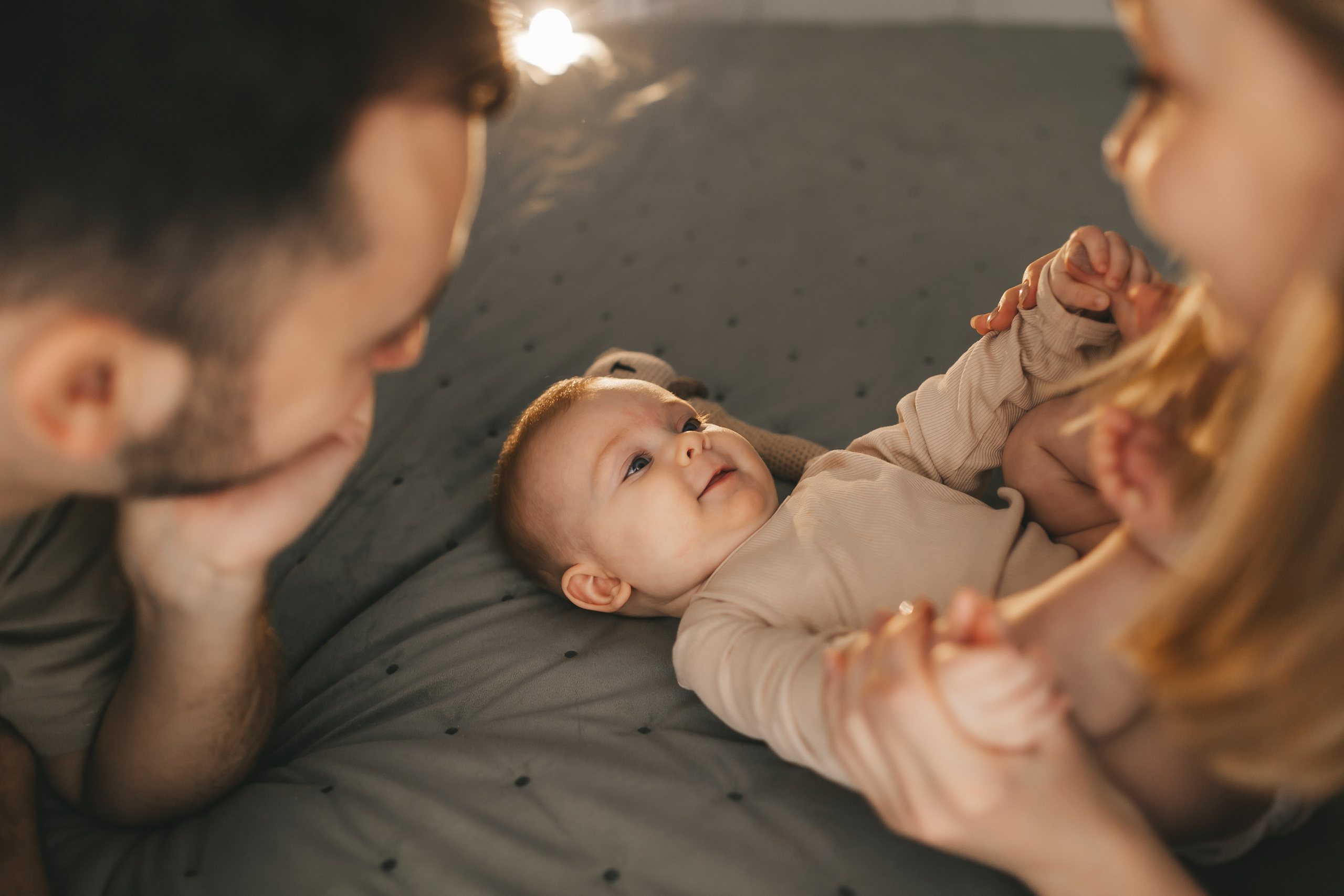 Женя, Юля и Вероника (домашняя фотосессия). Семейный и детский фотограф и видеограф в Москве, Дрокина Наталья