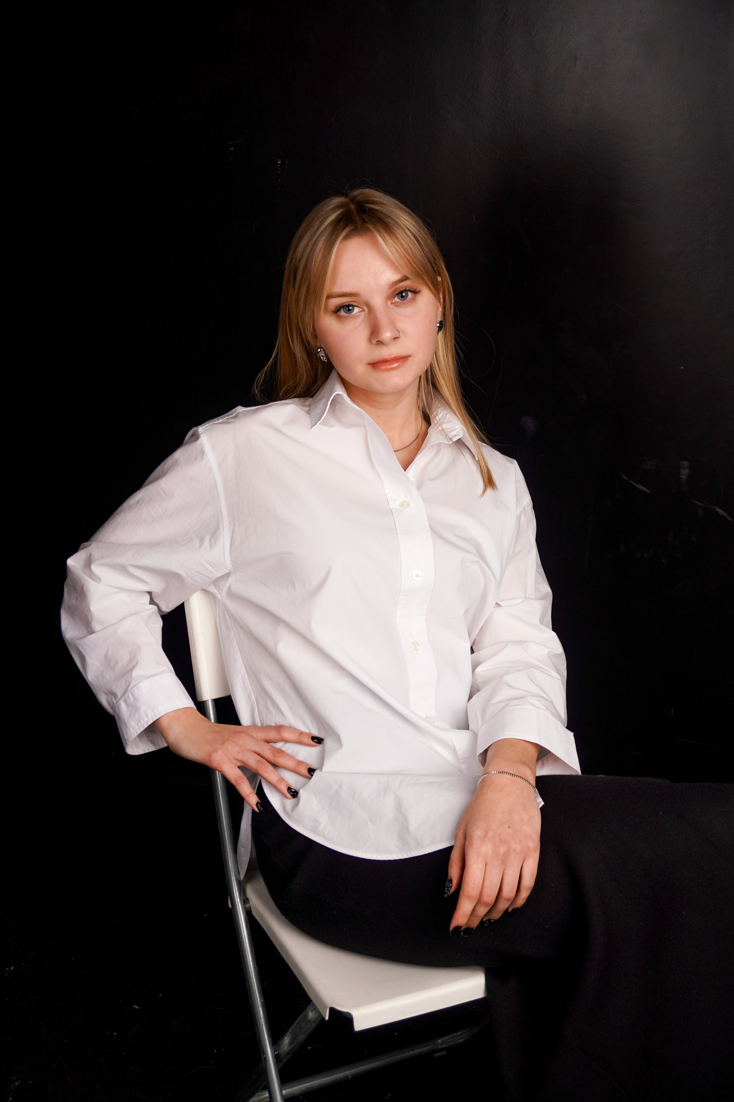 Деловой портрет. Кузнецова Мария — профессиональный фотограф в Санкт-Петербурге | Предметная фотосъёмка, модельные тесты, актёрское портфолио, концерты