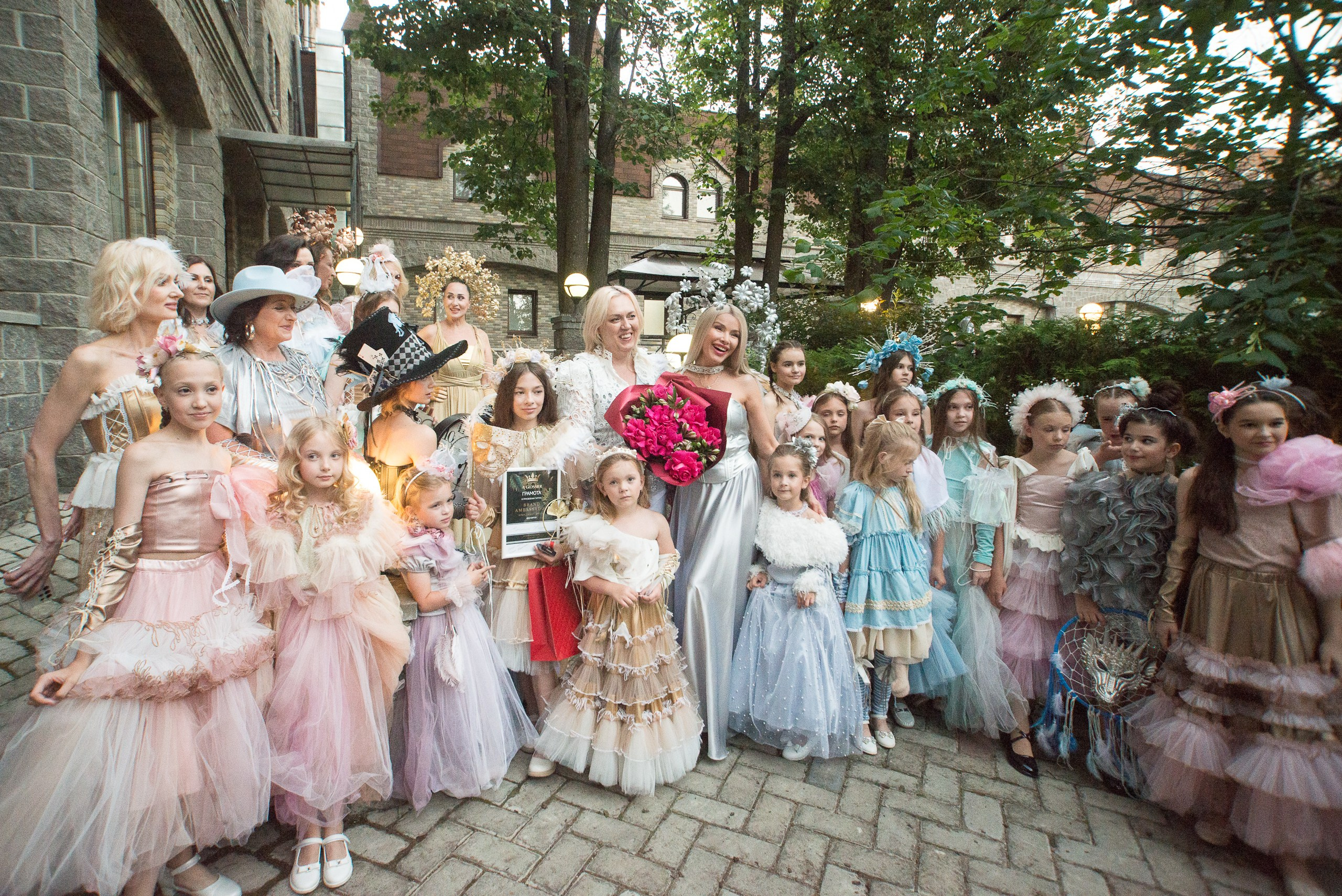 Модный показ «Fashion & Fantasy» в Немчиновка Парк Отель. Портретный фотограф в Москве Алексей Михайлов