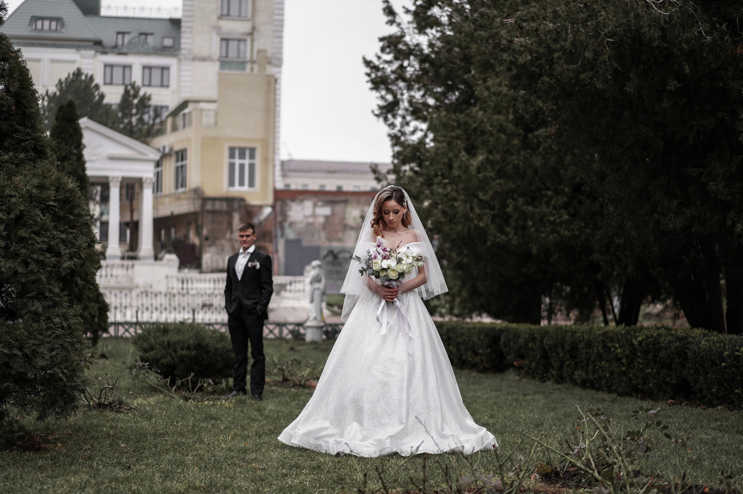Свадебный фотограф Ростов-на-Дону, Батайск, Новочеркасск, Аксай. Сергей и Кристина в парке Максима Горького. Свадебный фотограф в Ростове-на-Дону. Таинство Крещения и Венчания, семейные фотосессии. Алёна Чёботова