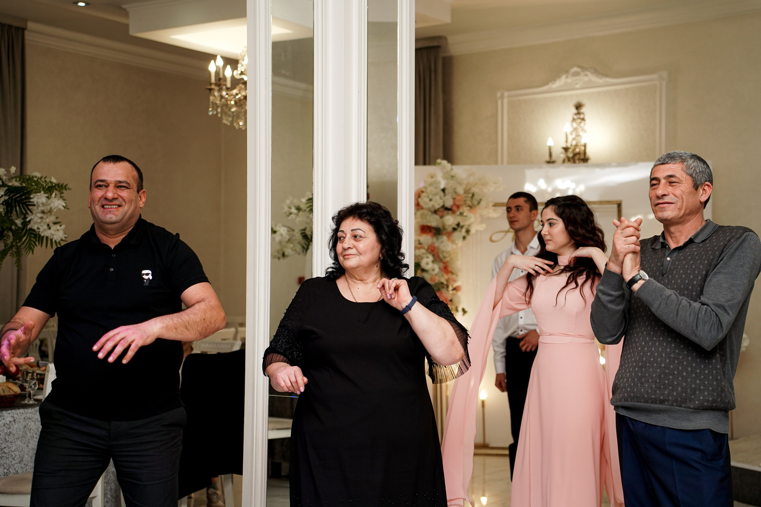 Сватовство. Свадебный фотограф в Ростове-на-Дону. Таинство Крещения и Венчания, семейные фотосессии. Алёна Чёботова