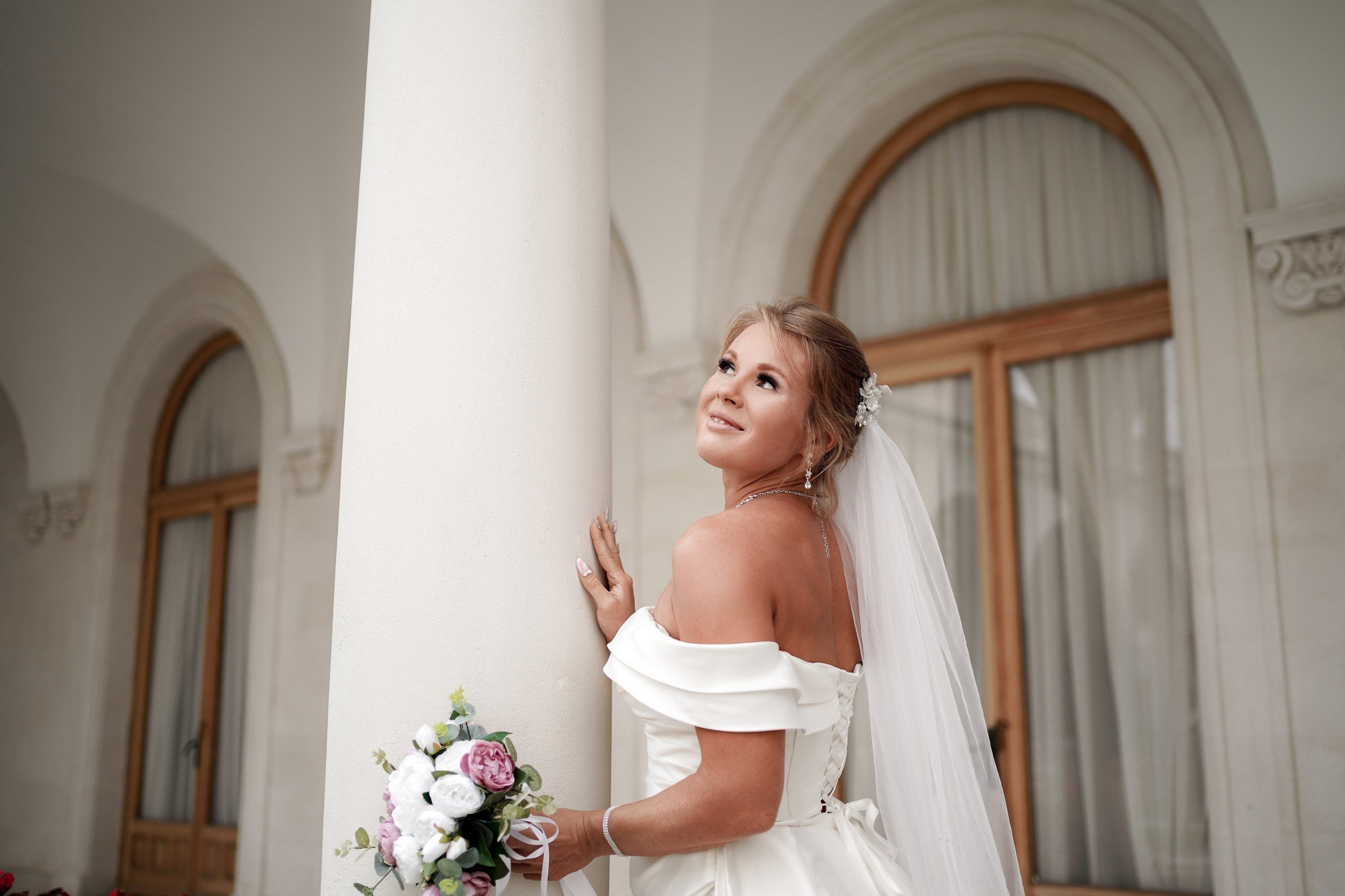 Свадьба в Крыму. Ливадийский дворец. Фотограф из Ростова-на-Дону Алёна Чёботова. Свадебный фотограф в Ростове-на-Дону. Таинство Крещения и Венчания, семейные фотосессии. Алёна Чёботова