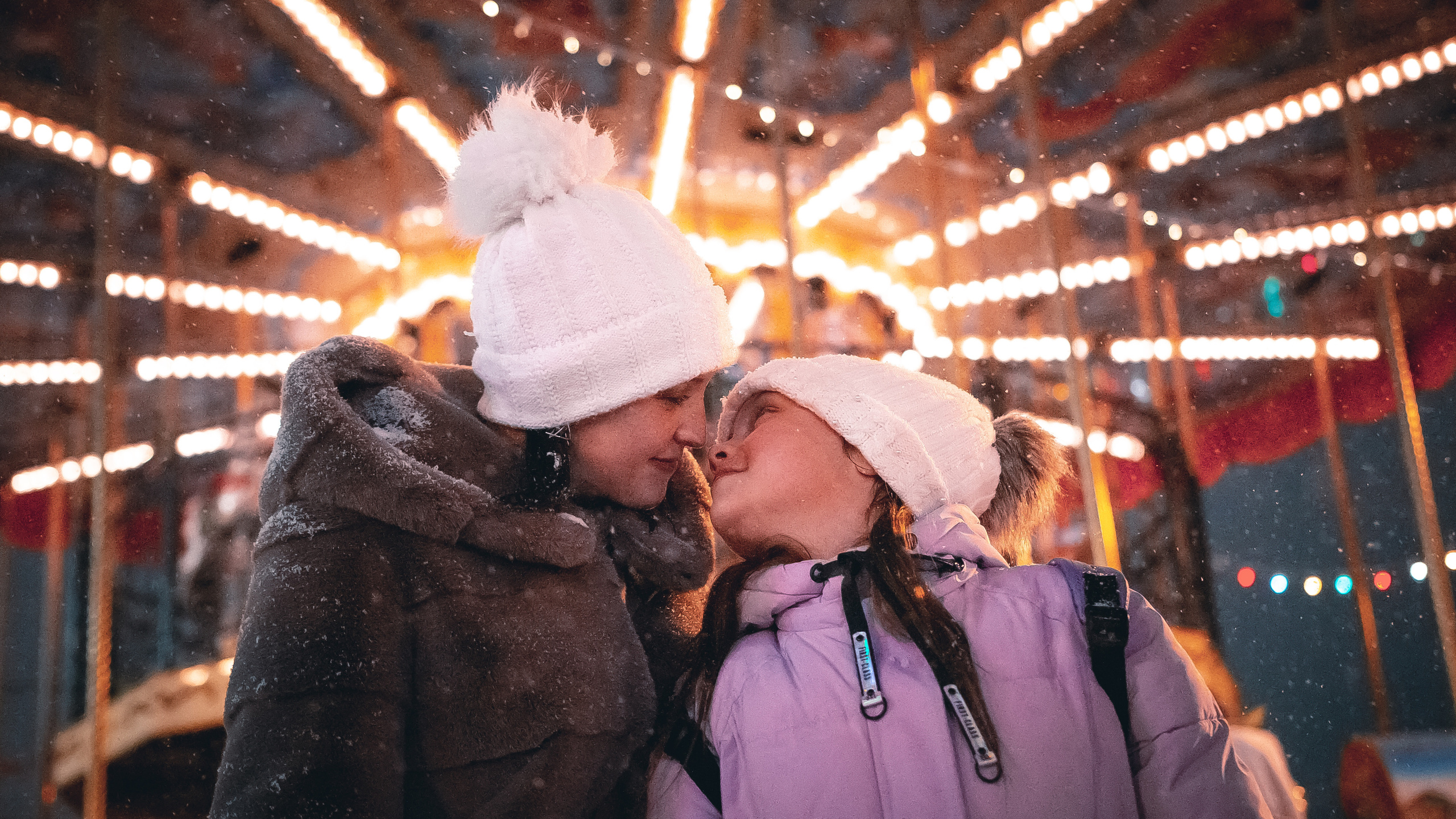 FAMILY — NEW YEAR'S WALK. MOVIE FAMILY PRODUCTION