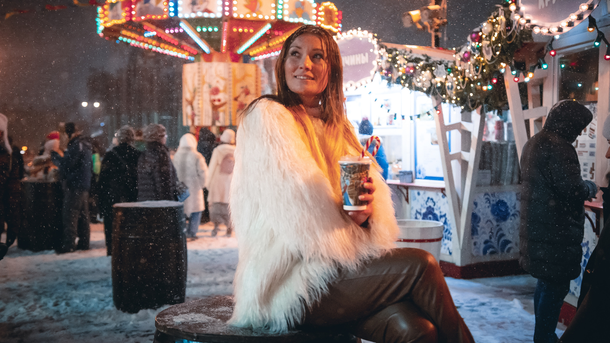 FAMILY — NEW YEAR'S WALK. MOVIE FAMILY PRODUCTION