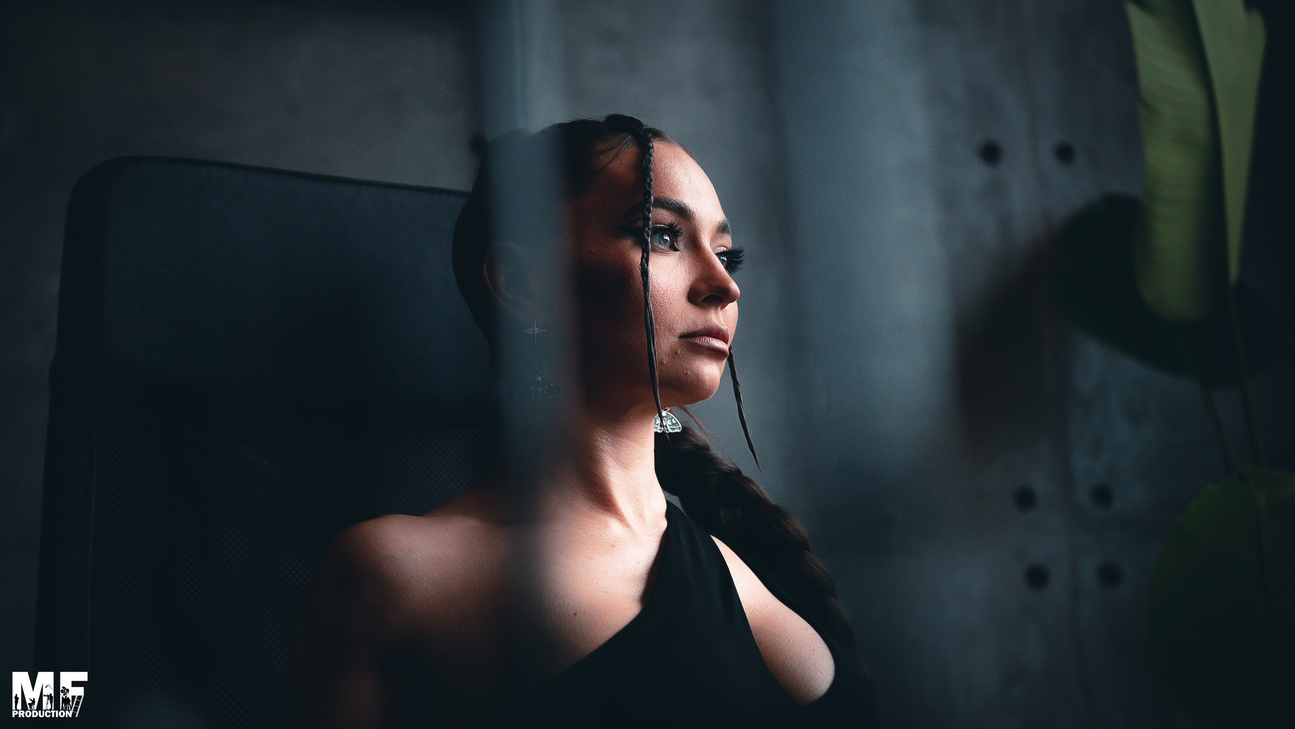 STUDIO — JULIA. MOVIE FAMILY PRODUCTION