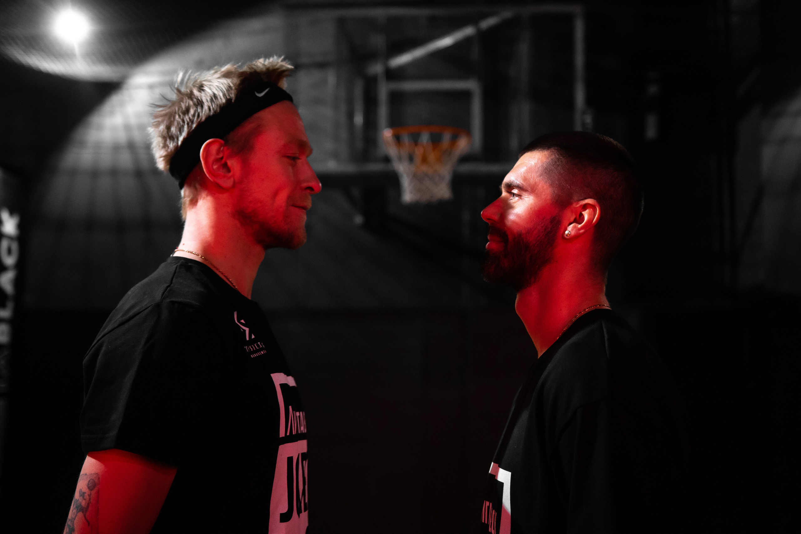 STUDIO — B1BOX. MOVIE FAMILY PRODUCTION