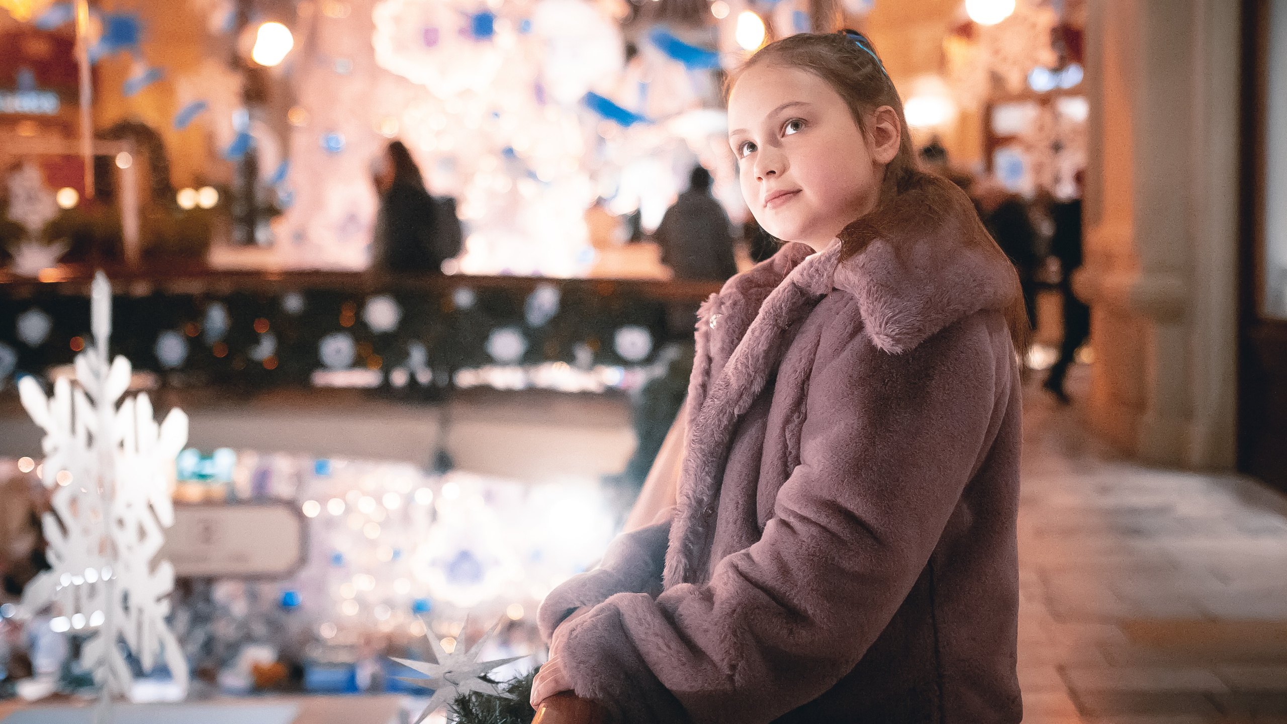 FAMILY — NEW YEAR'S WALK. MOVIE FAMILY PRODUCTION