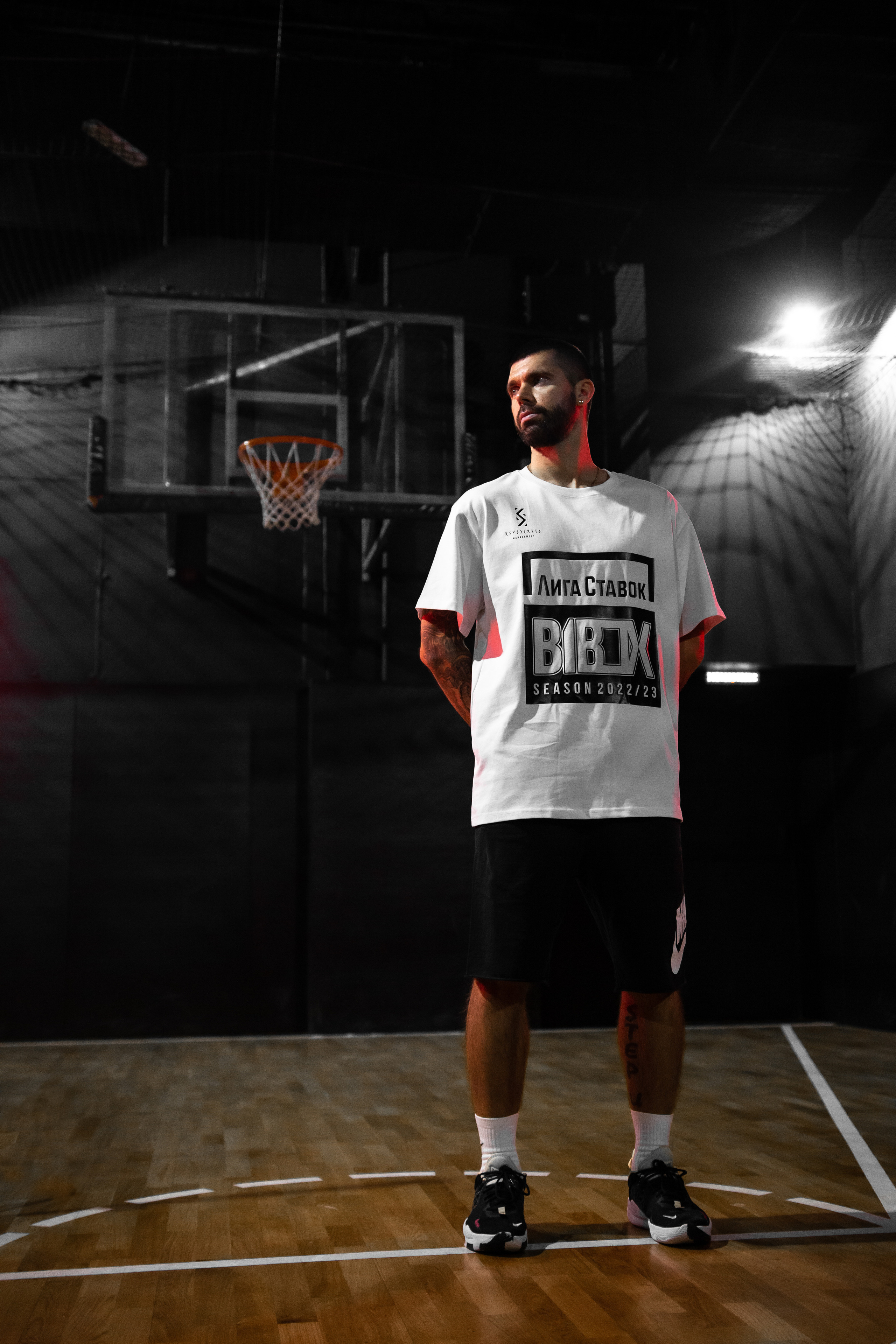 STUDIO — B1BOX. MOVIE FAMILY PRODUCTION