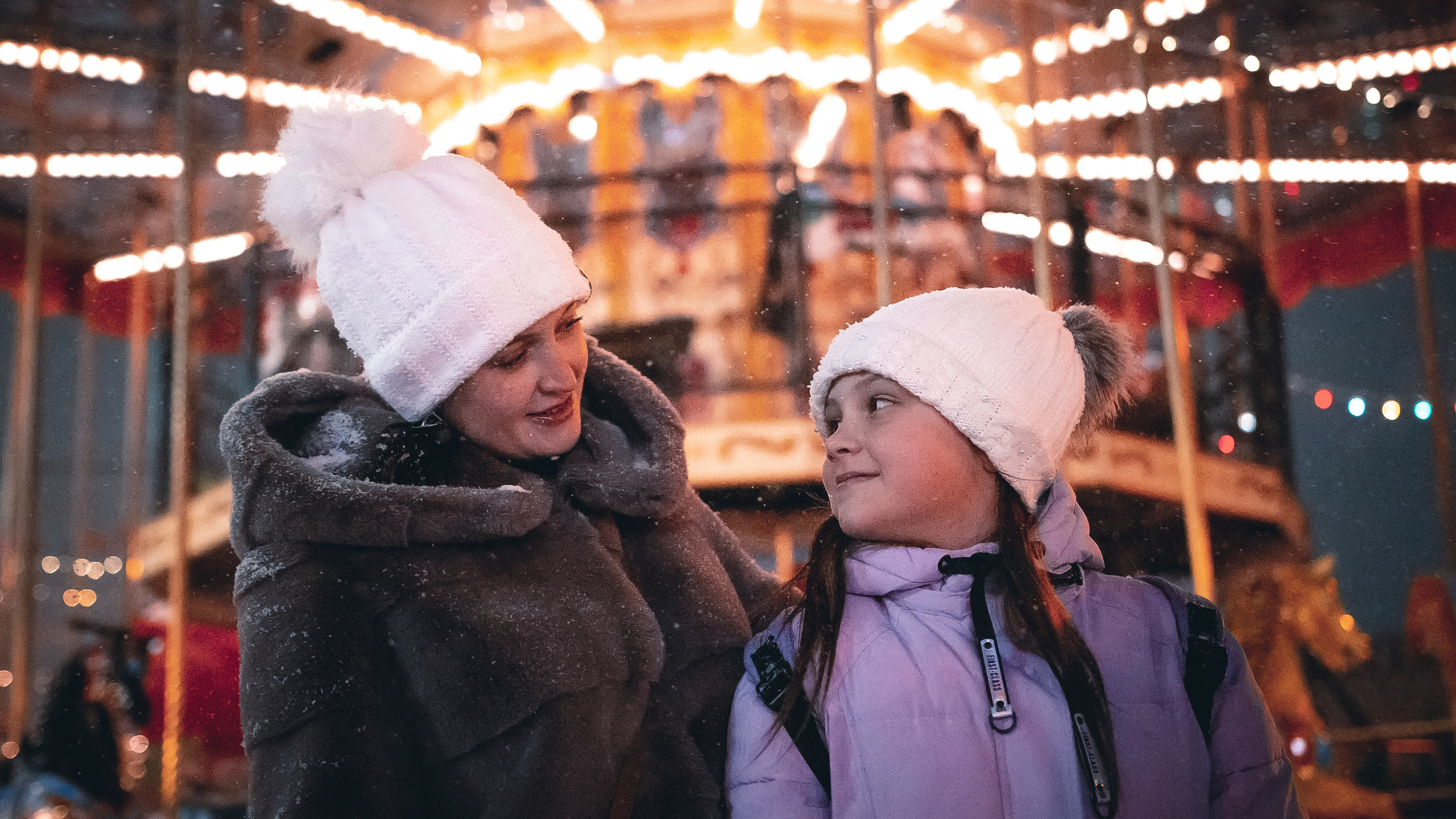 FAMILY — NEW YEAR'S WALK. MOVIE FAMILY PRODUCTION