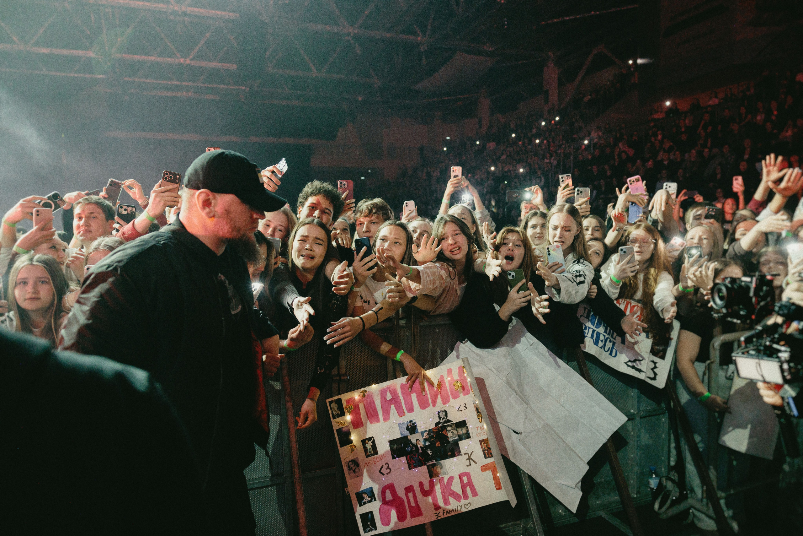 ЕГОР КРИД. Фотограф Иркутск Антипин Сергей